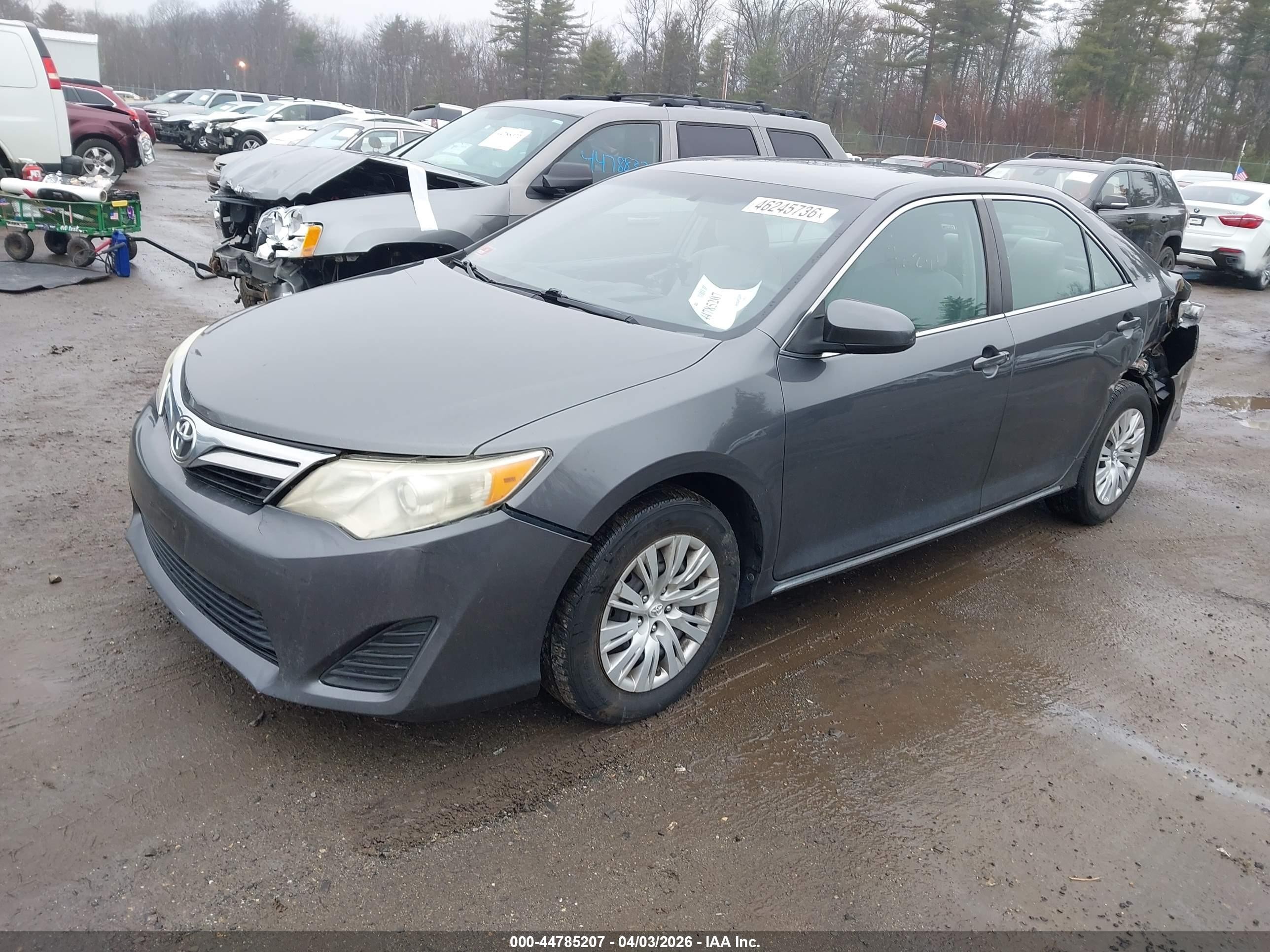 2013 Toyota Camry Le Gray vin: 4T4BF1FK8DR285715