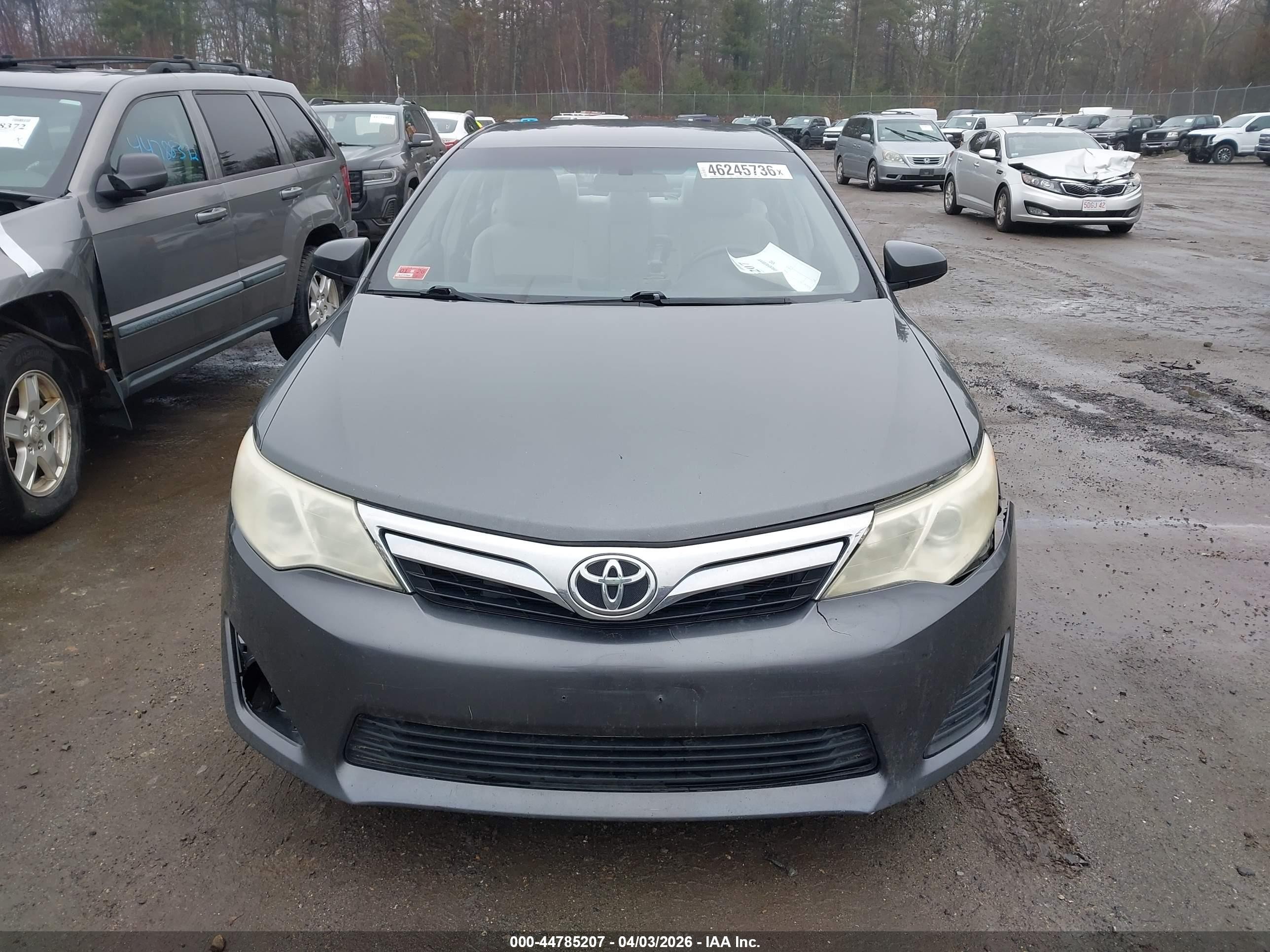 2013 Toyota Camry Le Gray vin: 4T4BF1FK8DR285715