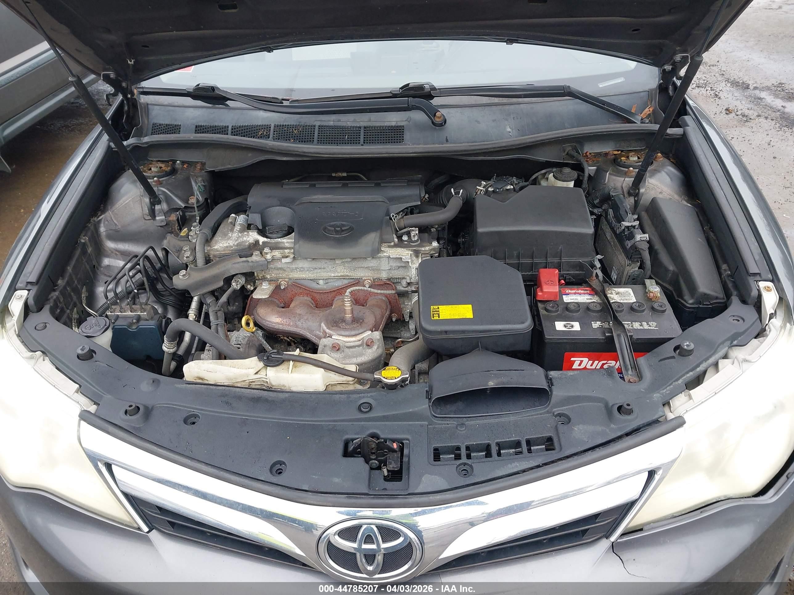 2013 Toyota Camry Le Gray vin: 4T4BF1FK8DR285715