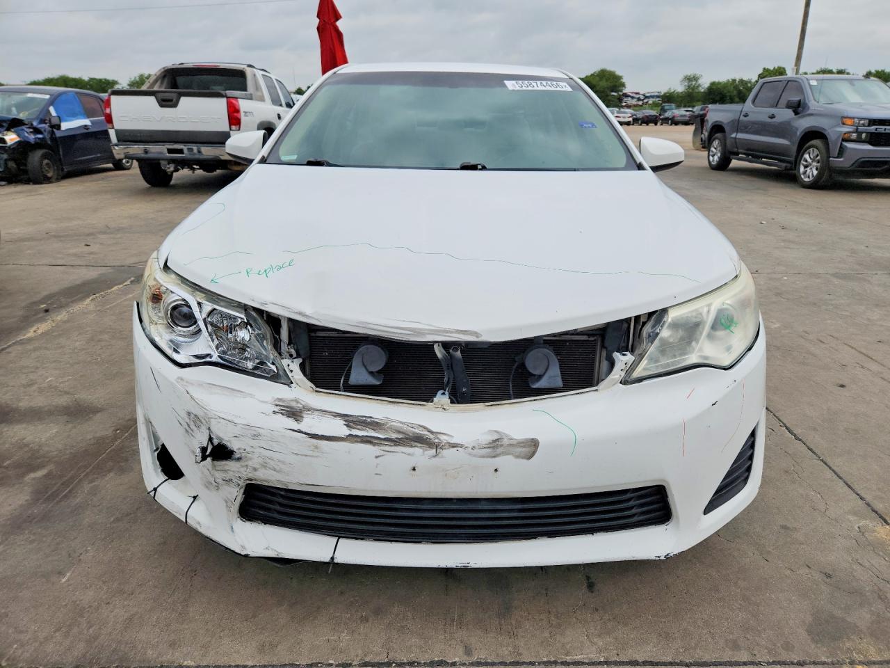 2013 Toyota Camry Le Белый vin: 4T4BF1FK8DR295970