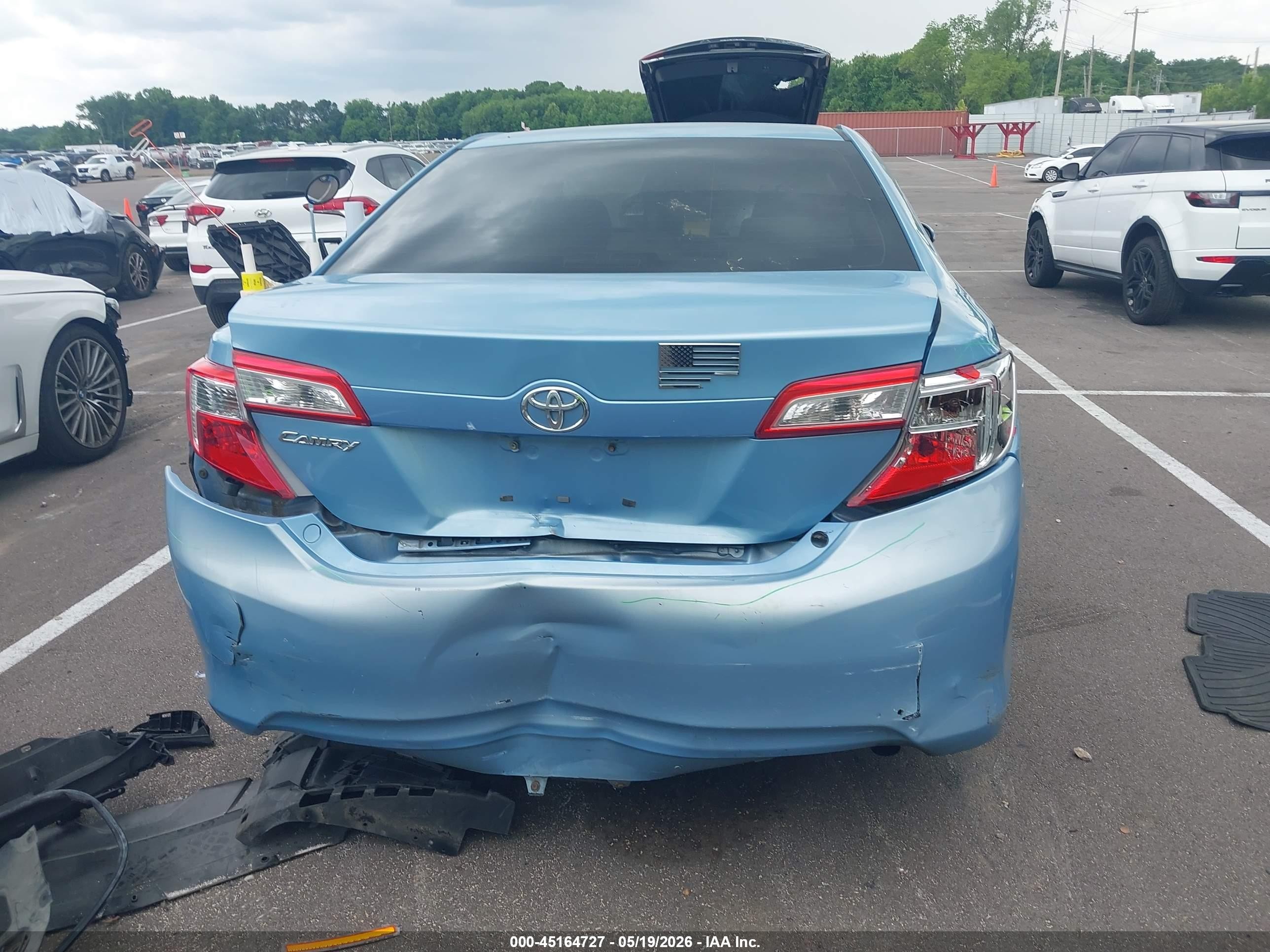 2013 Toyota Camry L Light Blue vin: 4T4BF1FK8DR305431