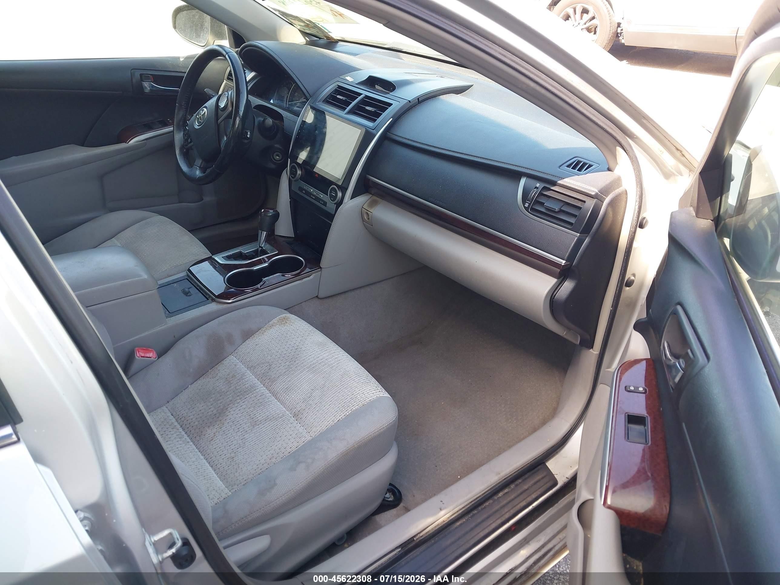 2013 Toyota Camry Xle Silver vin: 4T4BF1FK8DR313125