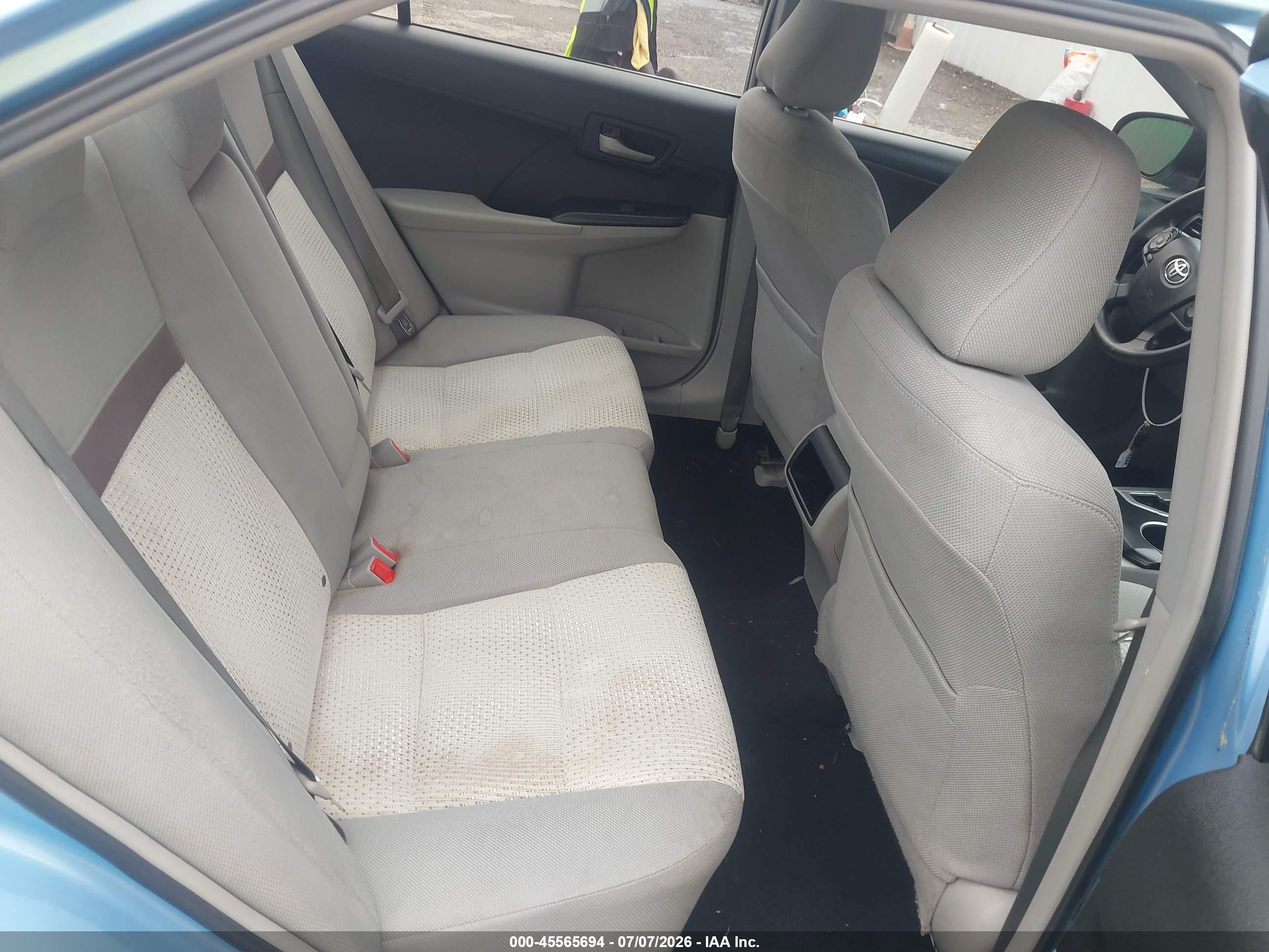 2013 Toyota Camry Le Light Blue vin: 4T4BF1FK8DR327719