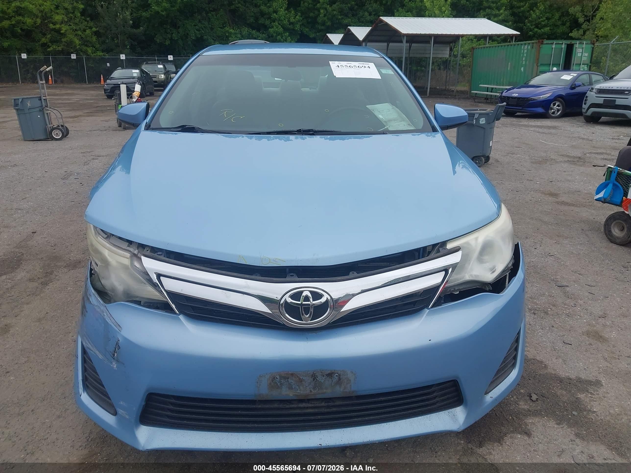 2013 Toyota Camry Le Light Blue vin: 4T4BF1FK8DR327719