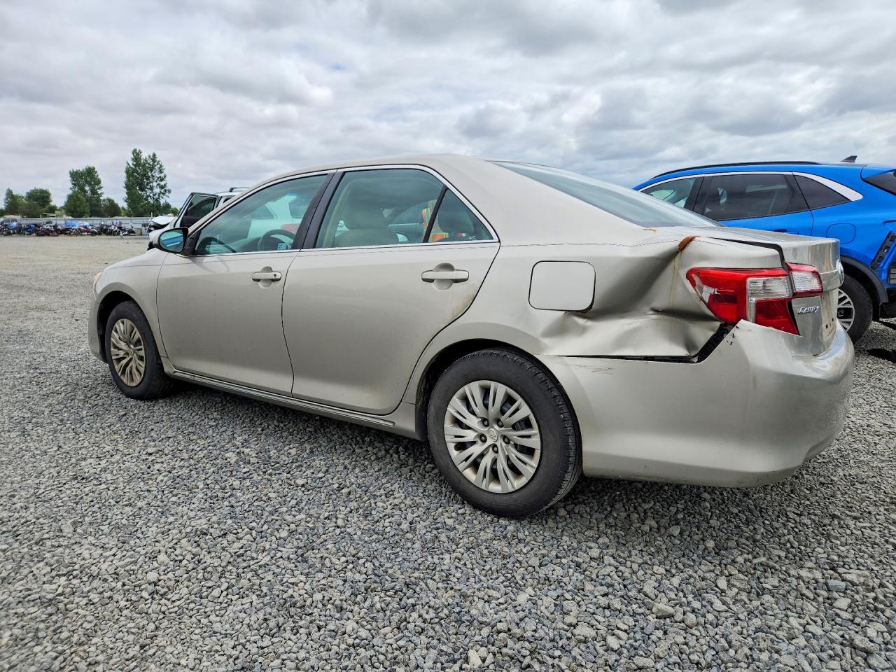 2013 Toyota Camry L Tan vin: 4T4BF1FK8DR334928
