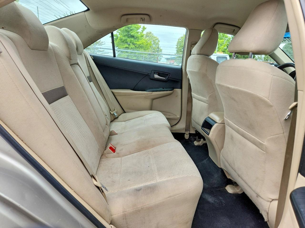 2013 Toyota Camry L Tan vin: 4T4BF1FK8DR334928