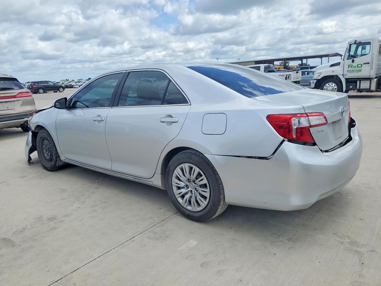 2013 Toyota Camry Le Silver vin: 4T4BF1FK8DR336064