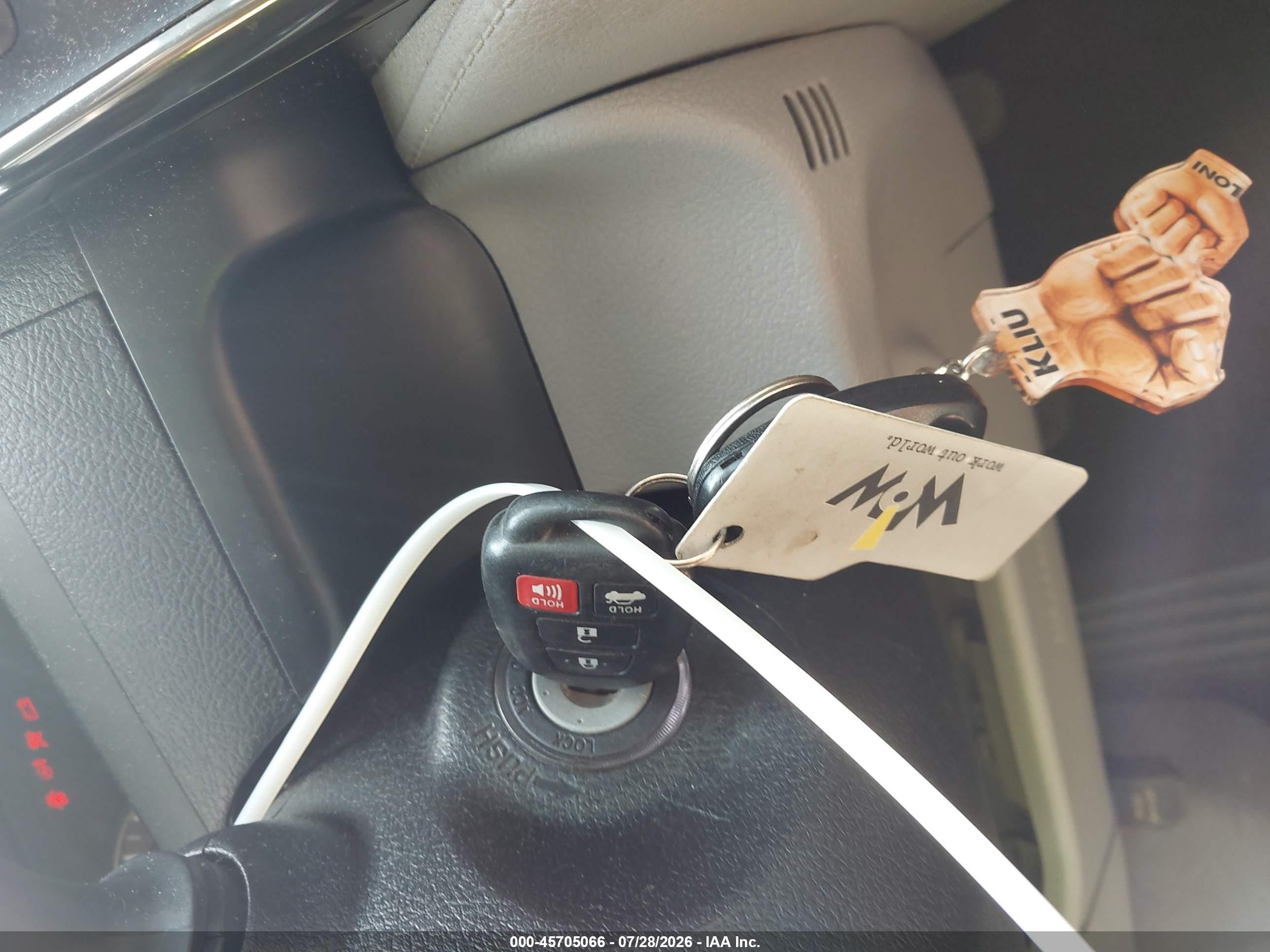 2014 Toyota Camry Le Зеленый vin: 4T4BF1FK8ER353108