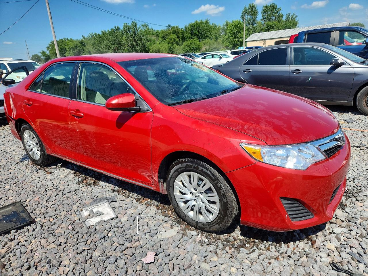2014 Toyota Camry Le Red vin: 4T4BF1FK8ER353349