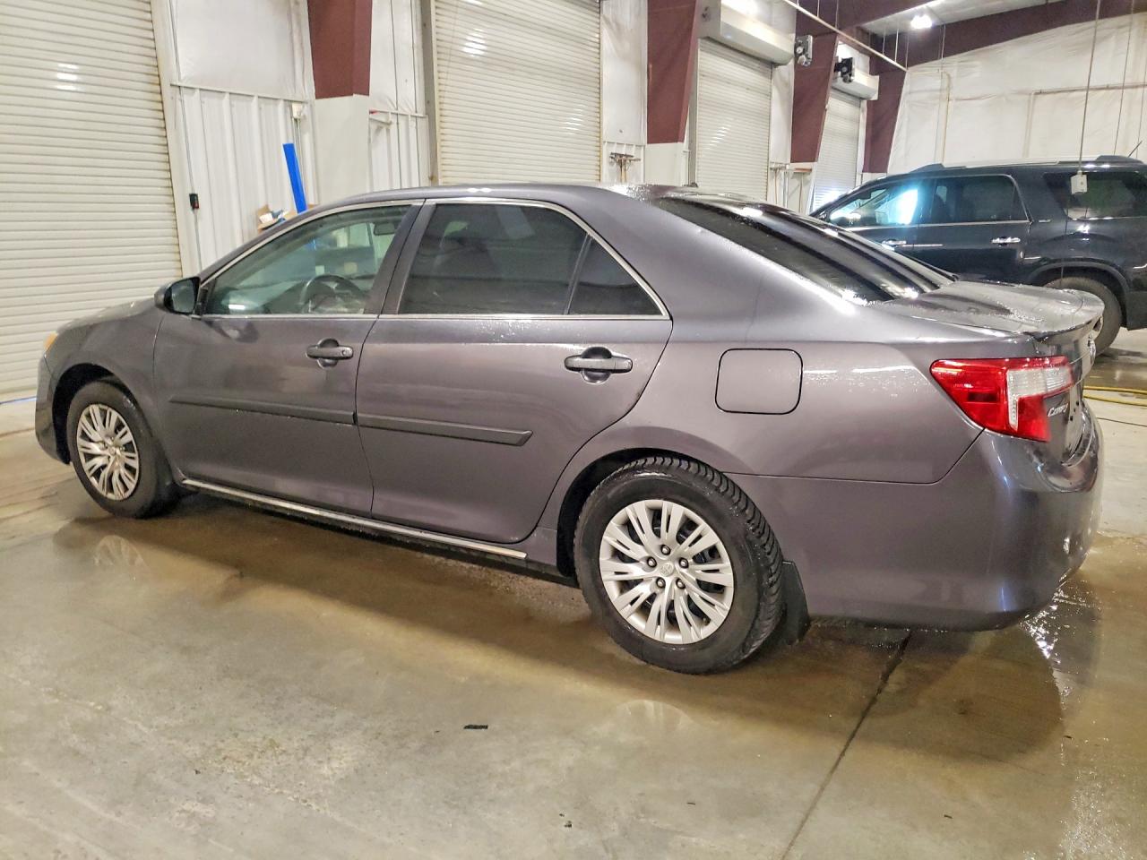 2014 Toyota Camry Gray vin: 4T4BF1FK8ER374928