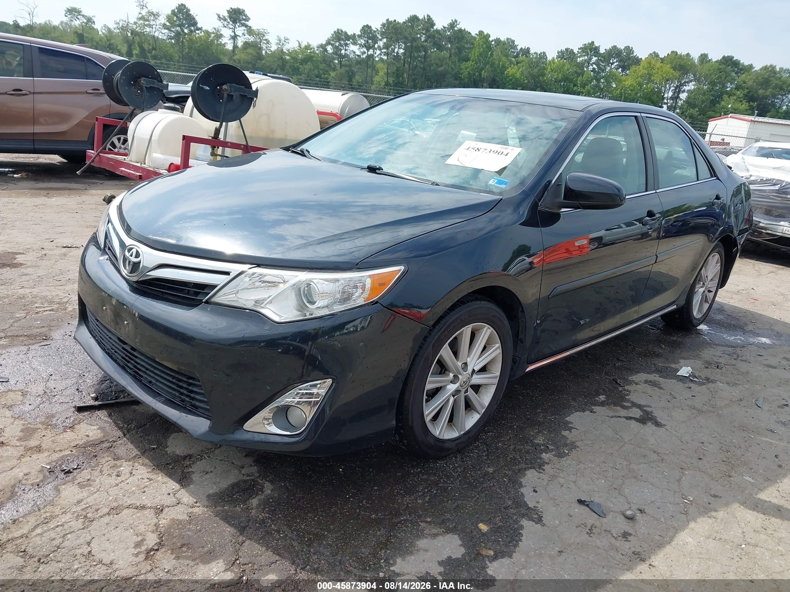 2014 Toyota Camry Xle Blue vin: 4T4BF1FK8ER378378