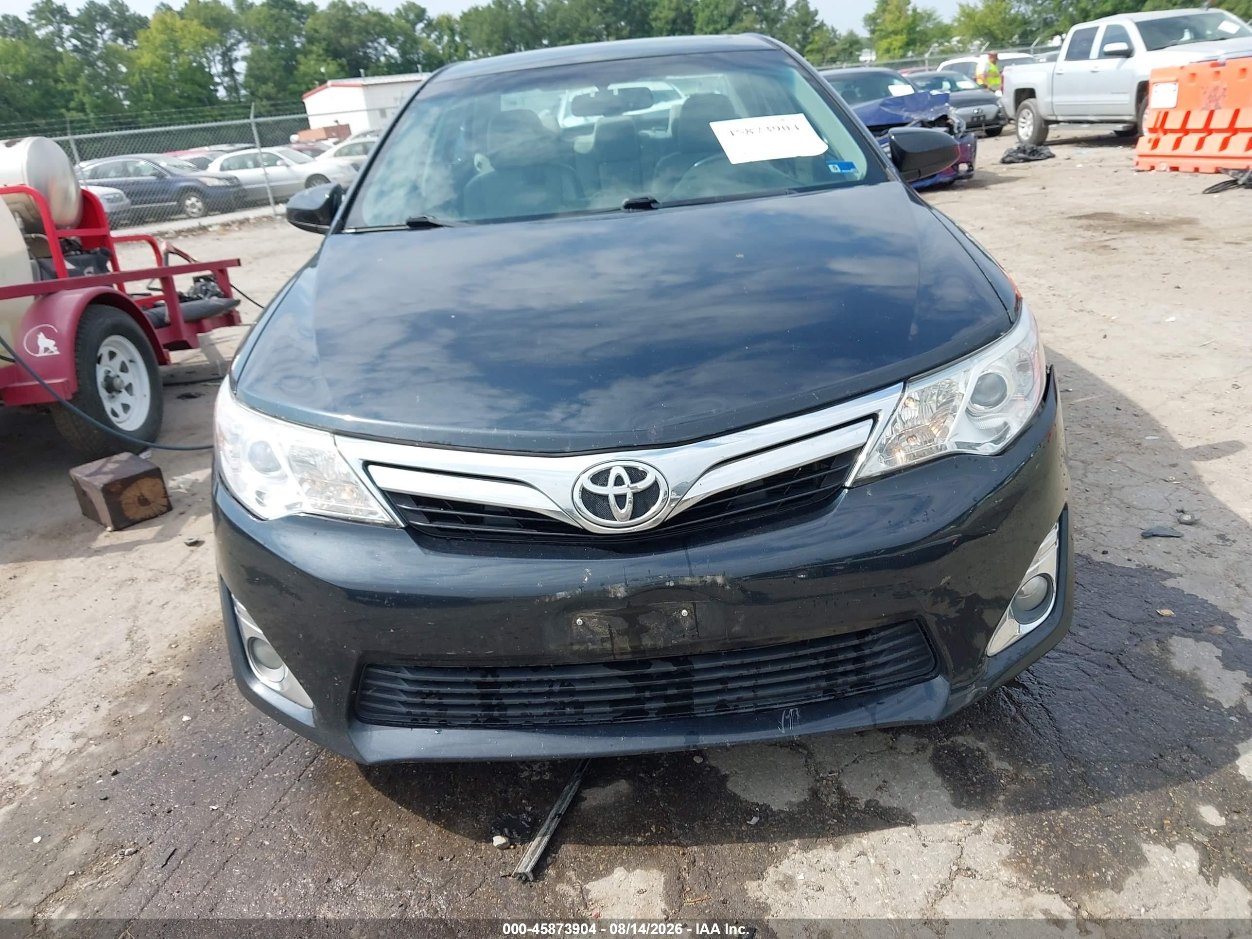 2014 Toyota Camry Xle Blue vin: 4T4BF1FK8ER378378