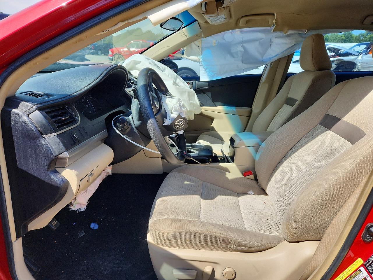 2014 Toyota Camry Le Red vin: 4T4BF1FK8ER383449
