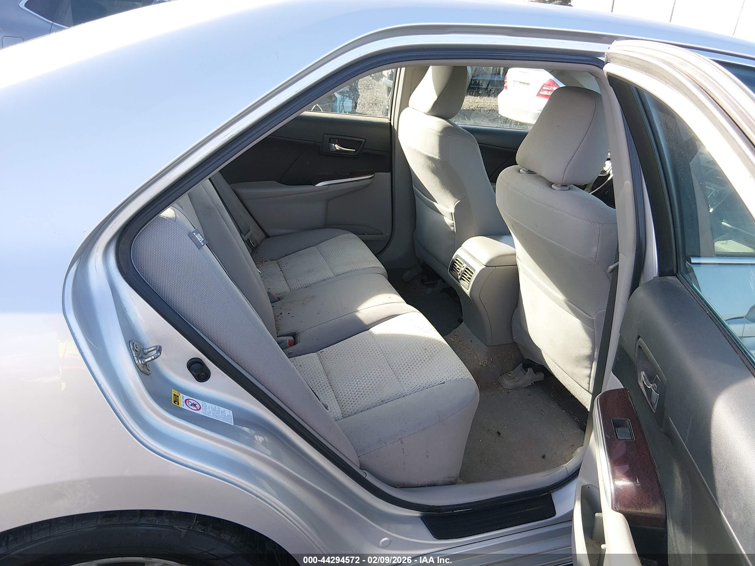 2014 Toyota Camry Xle Silver vin: 4T4BF1FK8ER387145