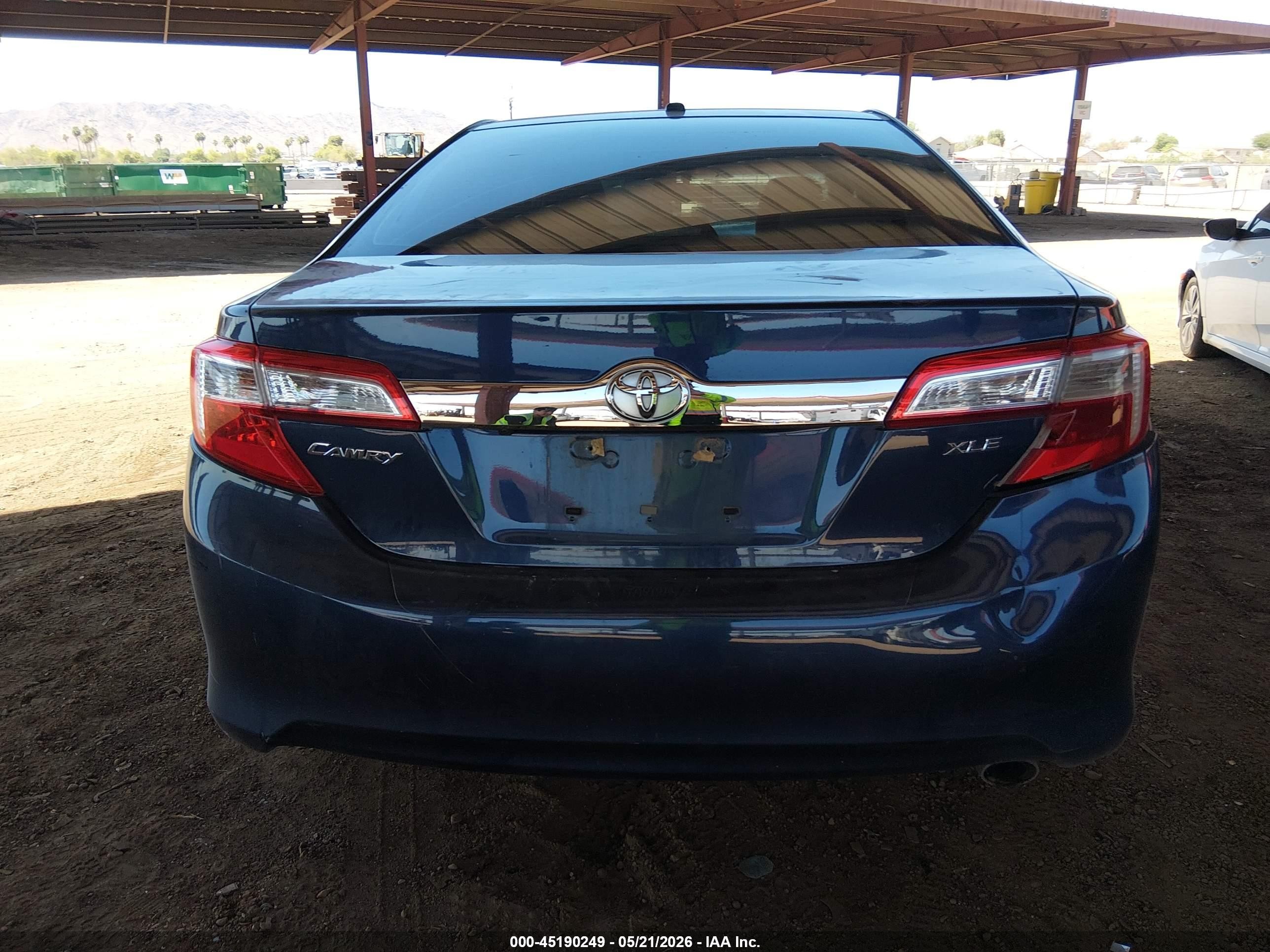 2014 Toyota Camry Xle Blue vin: 4T4BF1FK8ER390028
