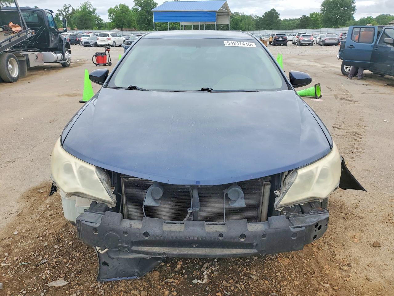 2014 Toyota Camry Le Blue vin: 4T4BF1FK8ER391163