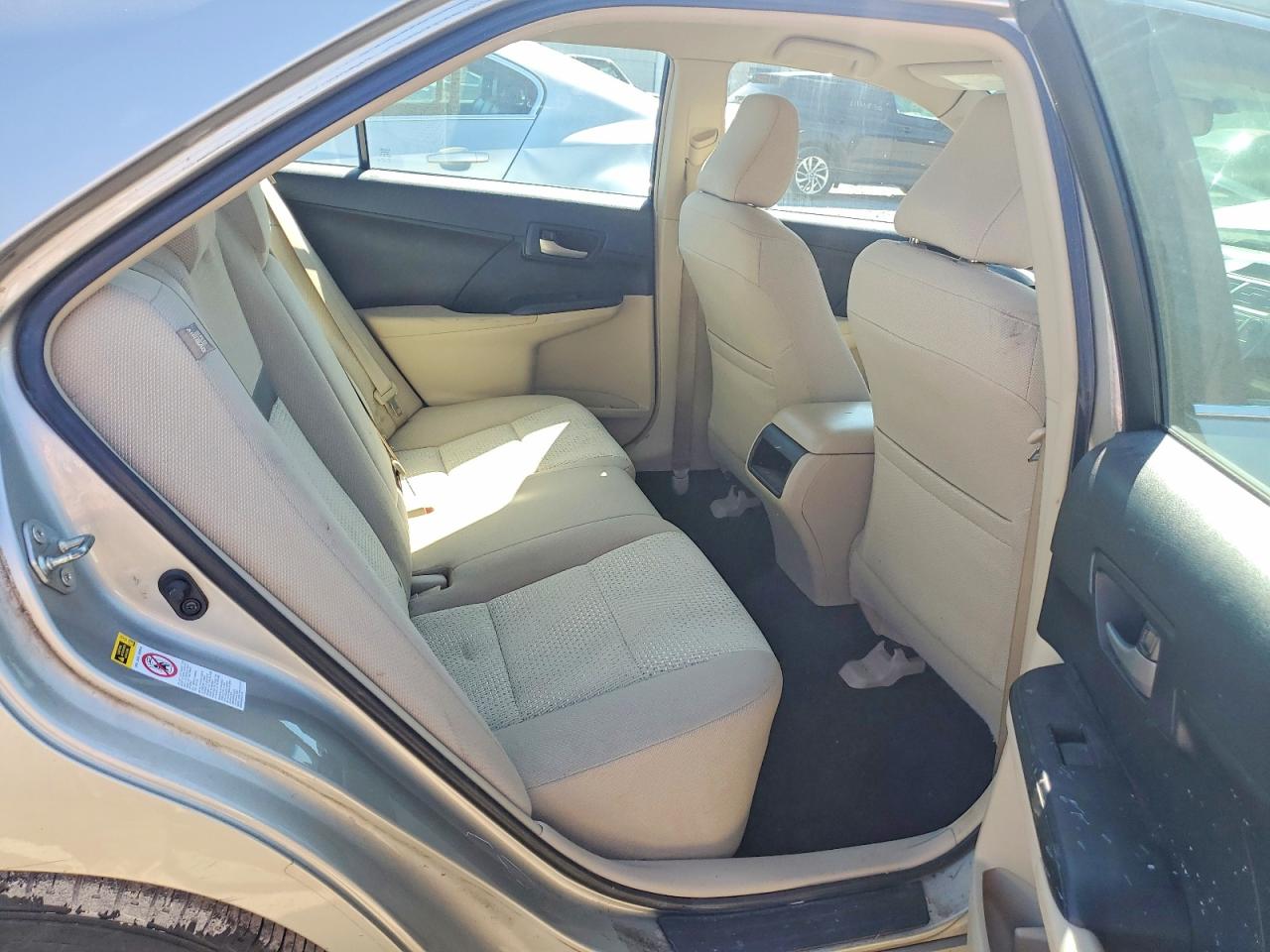 2014 Toyota Camry Le Tan vin: 4T4BF1FK8ER397819