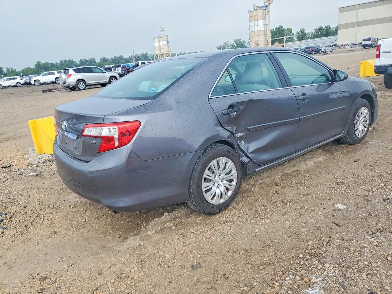 2014 Toyota Camry Le Gray vin: 4T4BF1FK8ER404591
