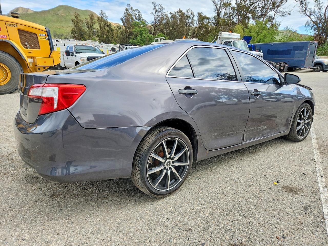 2014 Toyota Camry L Gray vin: 4T4BF1FK8ER405157