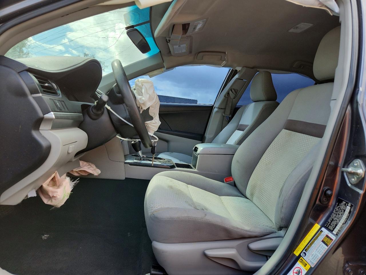 2014 Toyota Camry L Gray vin: 4T4BF1FK8ER405157