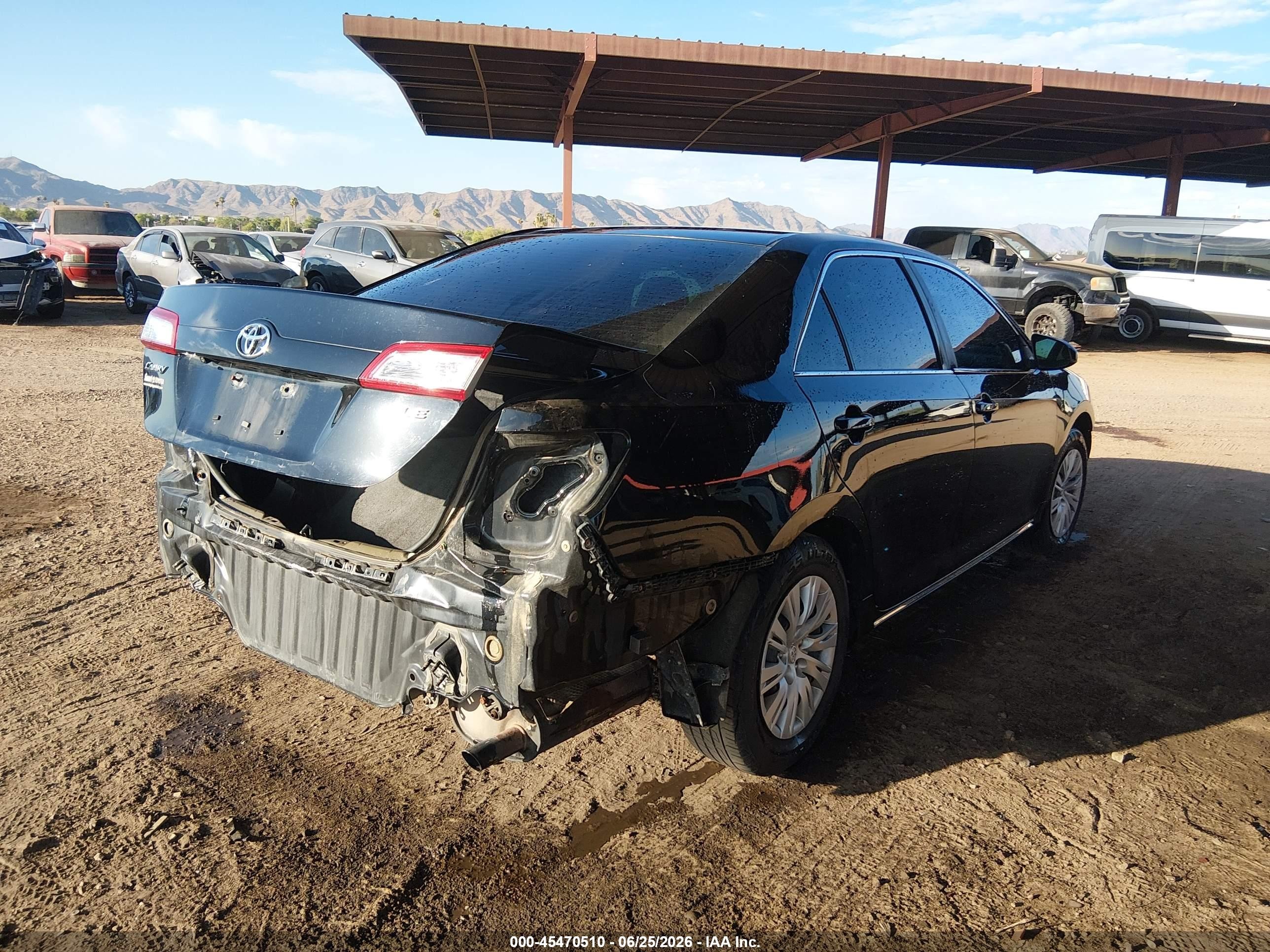 2014 Toyota Camry Le Black vin: 4T4BF1FK8ER421472