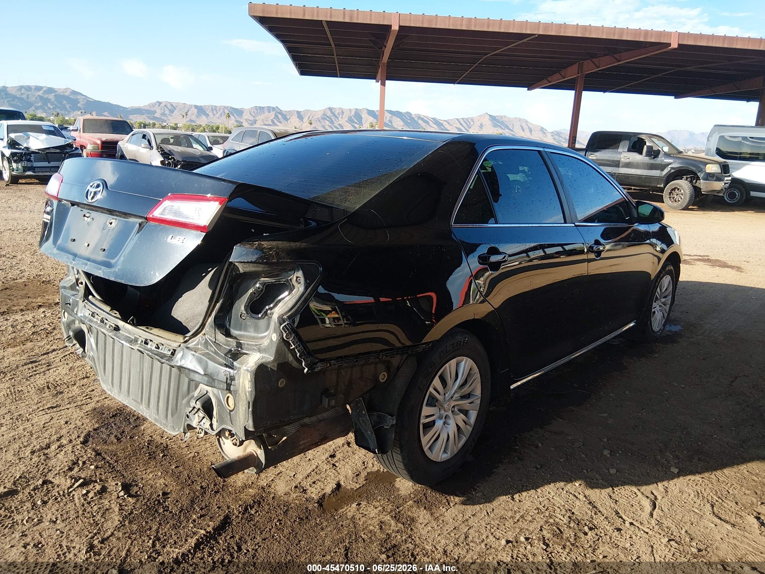 2014 Toyota Camry Le Black vin: 4T4BF1FK8ER421472