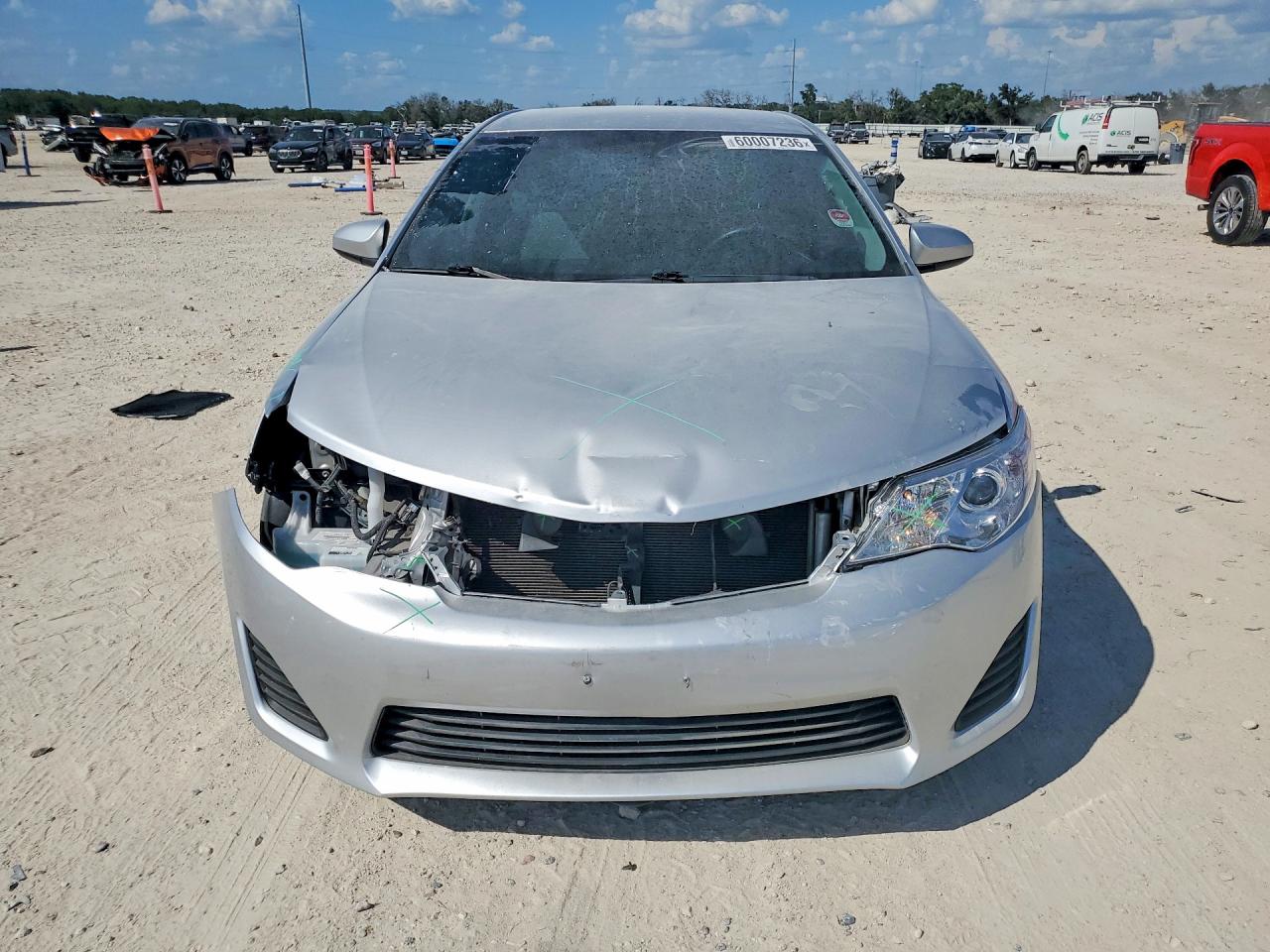 2014 Toyota Camry Le Silver vin: 4T4BF1FK8ER436828