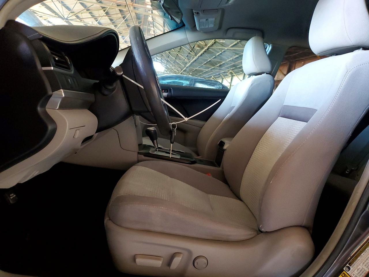 2014 Toyota Camry Le Gray vin: 4T4BF1FK8ER437736