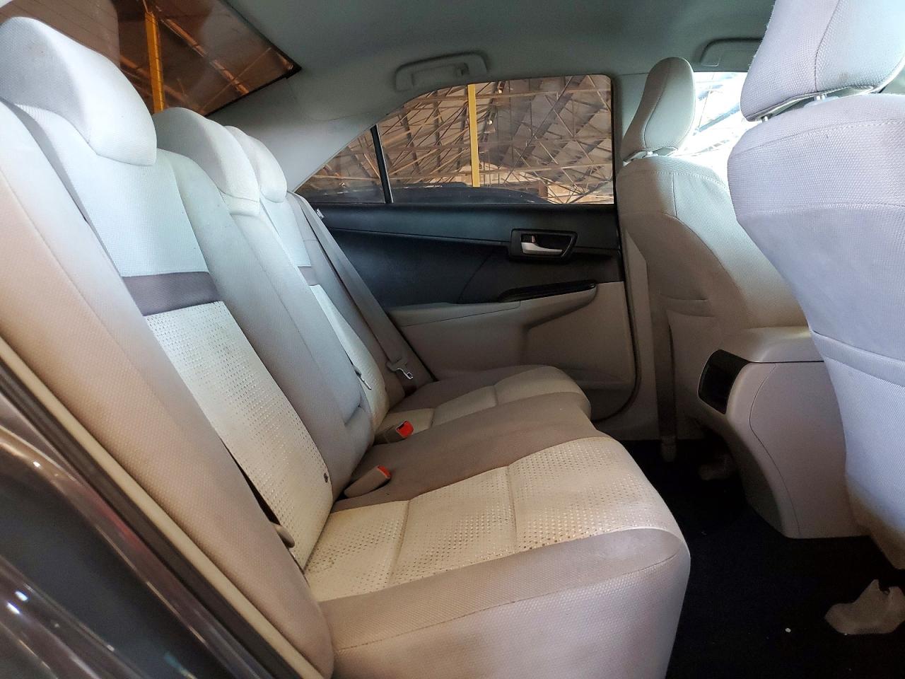 2014 Toyota Camry Le Gray vin: 4T4BF1FK8ER437736