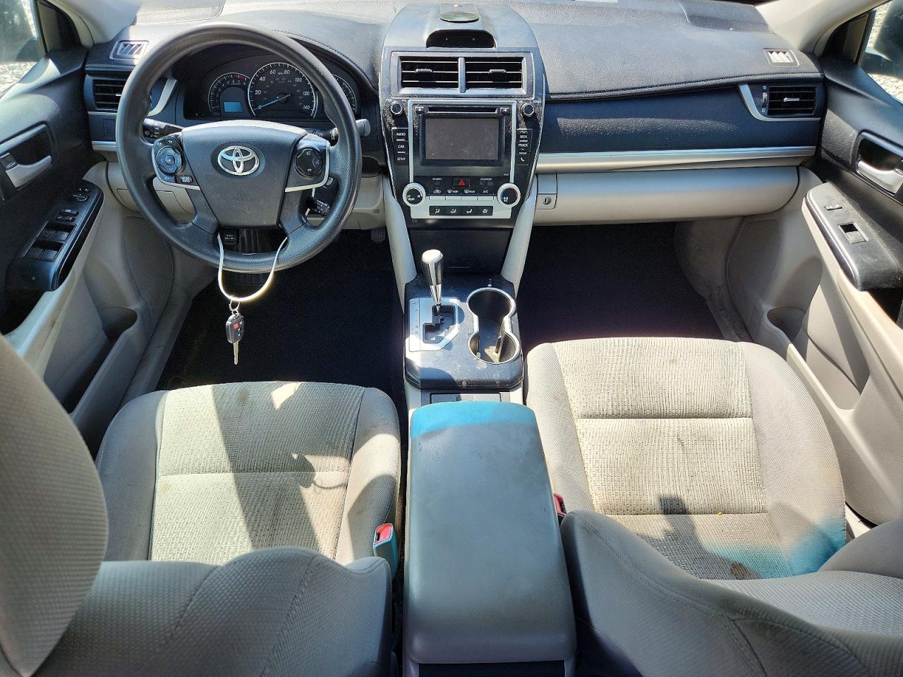 2014 Toyota Camry Le White vin: 4T4BF1FK8ER441348