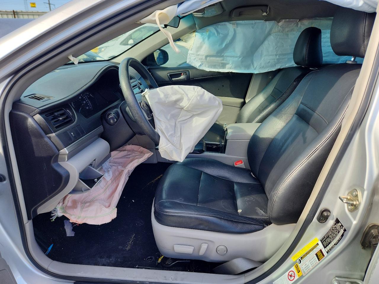 2014 Toyota Camry Le Silver vin: 4T4BF1FK8ER442886