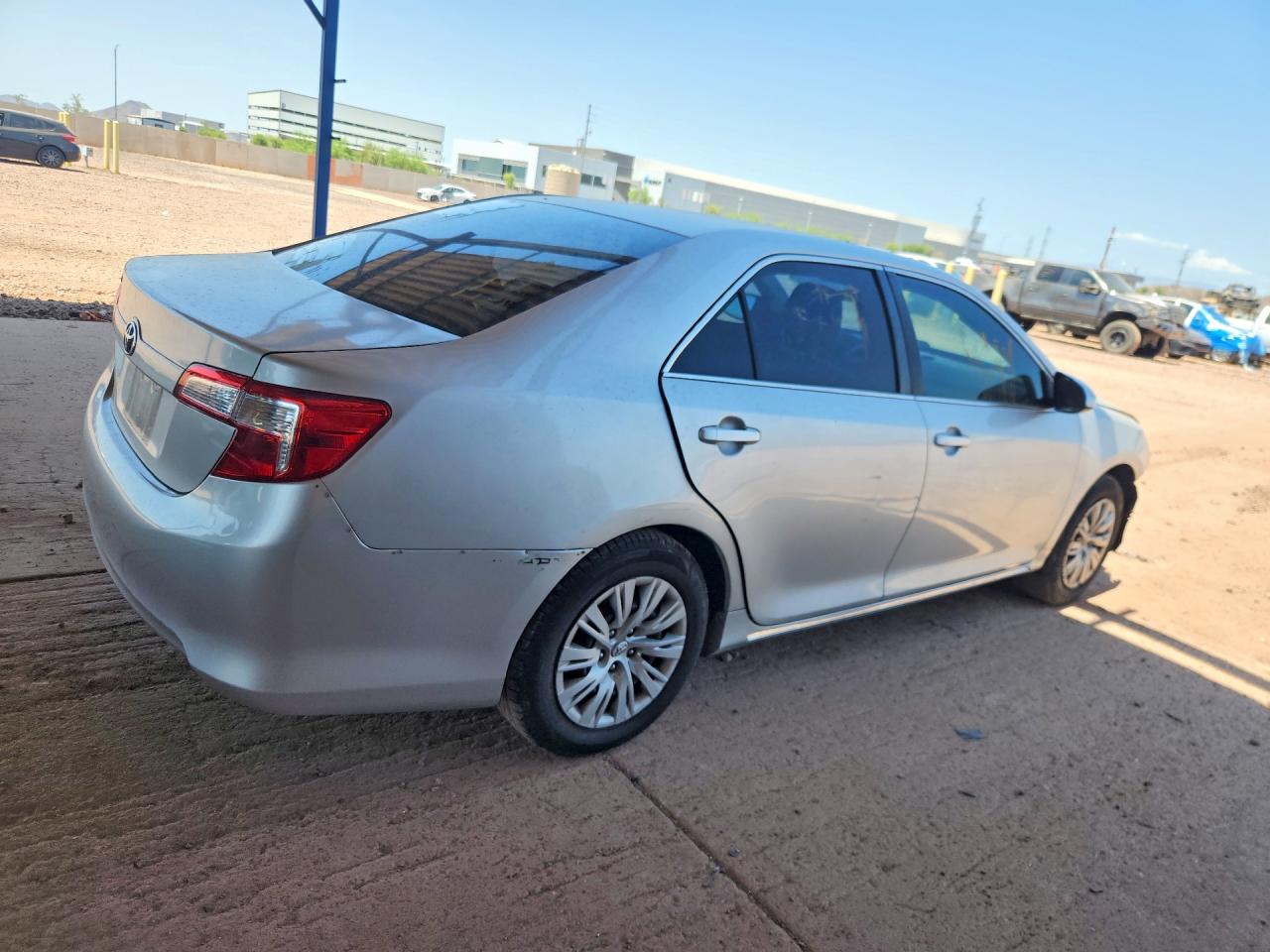 2014 Toyota Camry Le Silver vin: 4T4BF1FK8ER444542