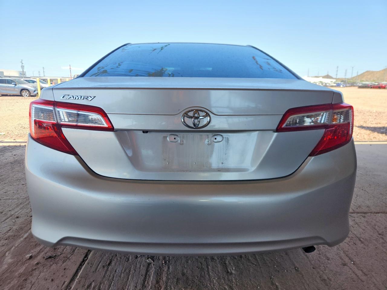 2014 Toyota Camry Le Silver vin: 4T4BF1FK8ER444542