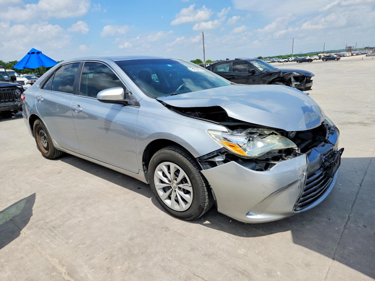 2015 Toyota Camry Le Silver vin: 4T4BF1FK8FR447183