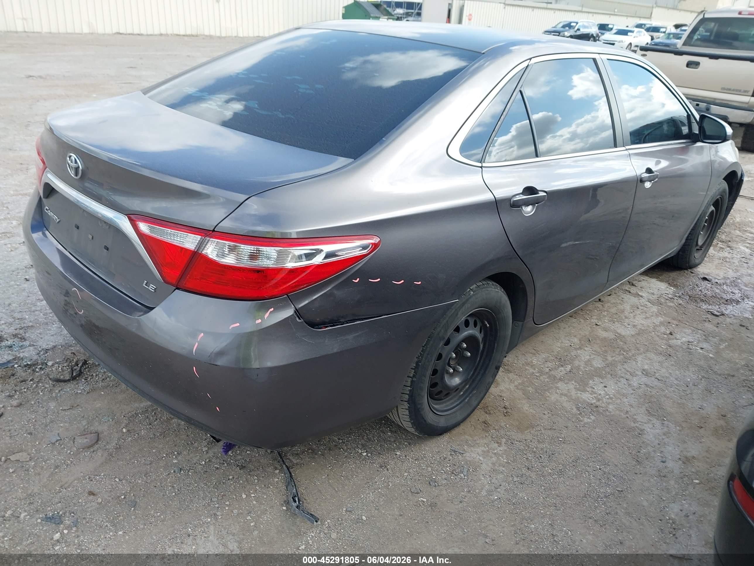 2015 Toyota Camry Le Серый vin: 4T4BF1FK8FR461701