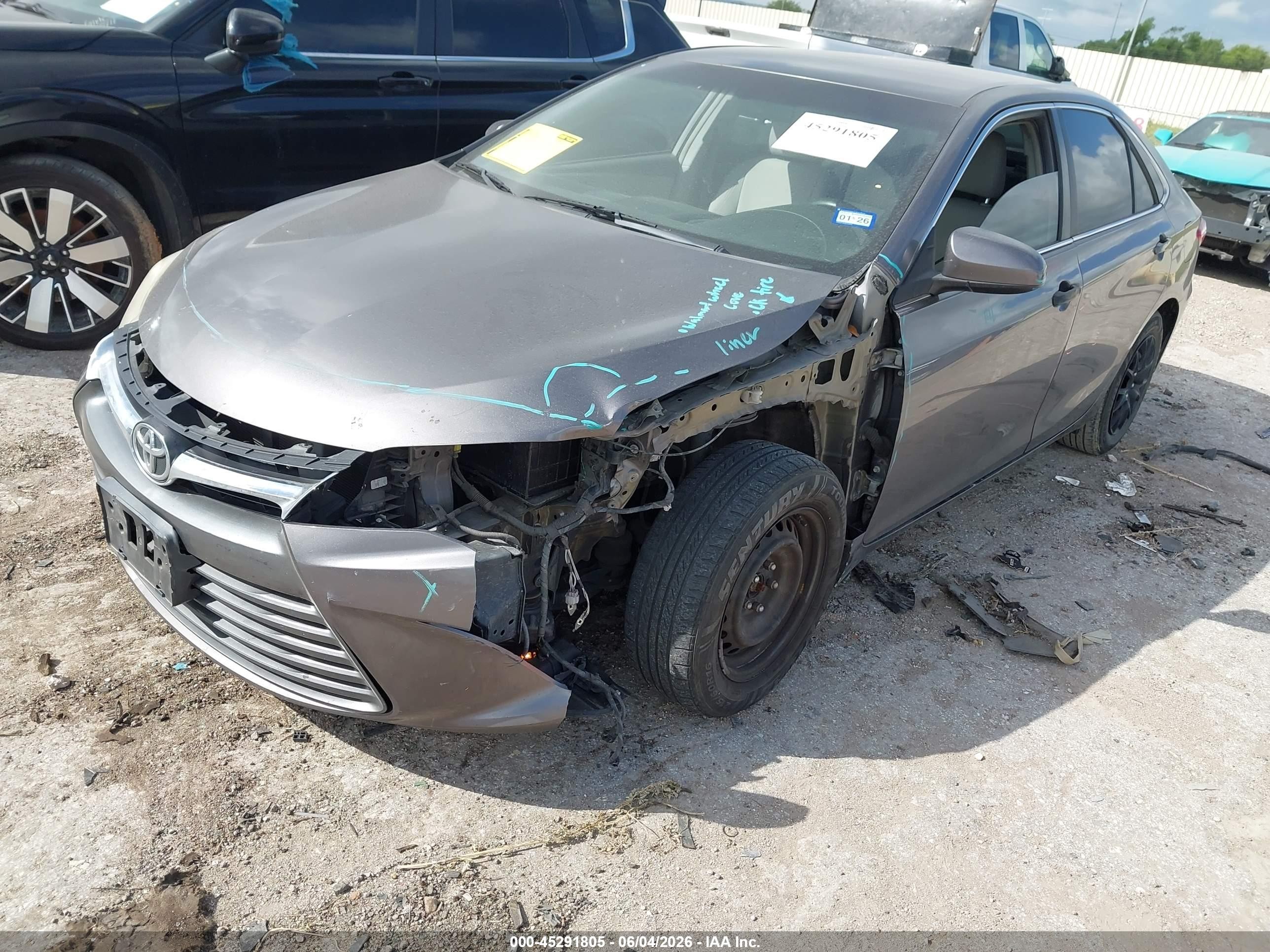 2015 Toyota Camry Le Серый vin: 4T4BF1FK8FR461701