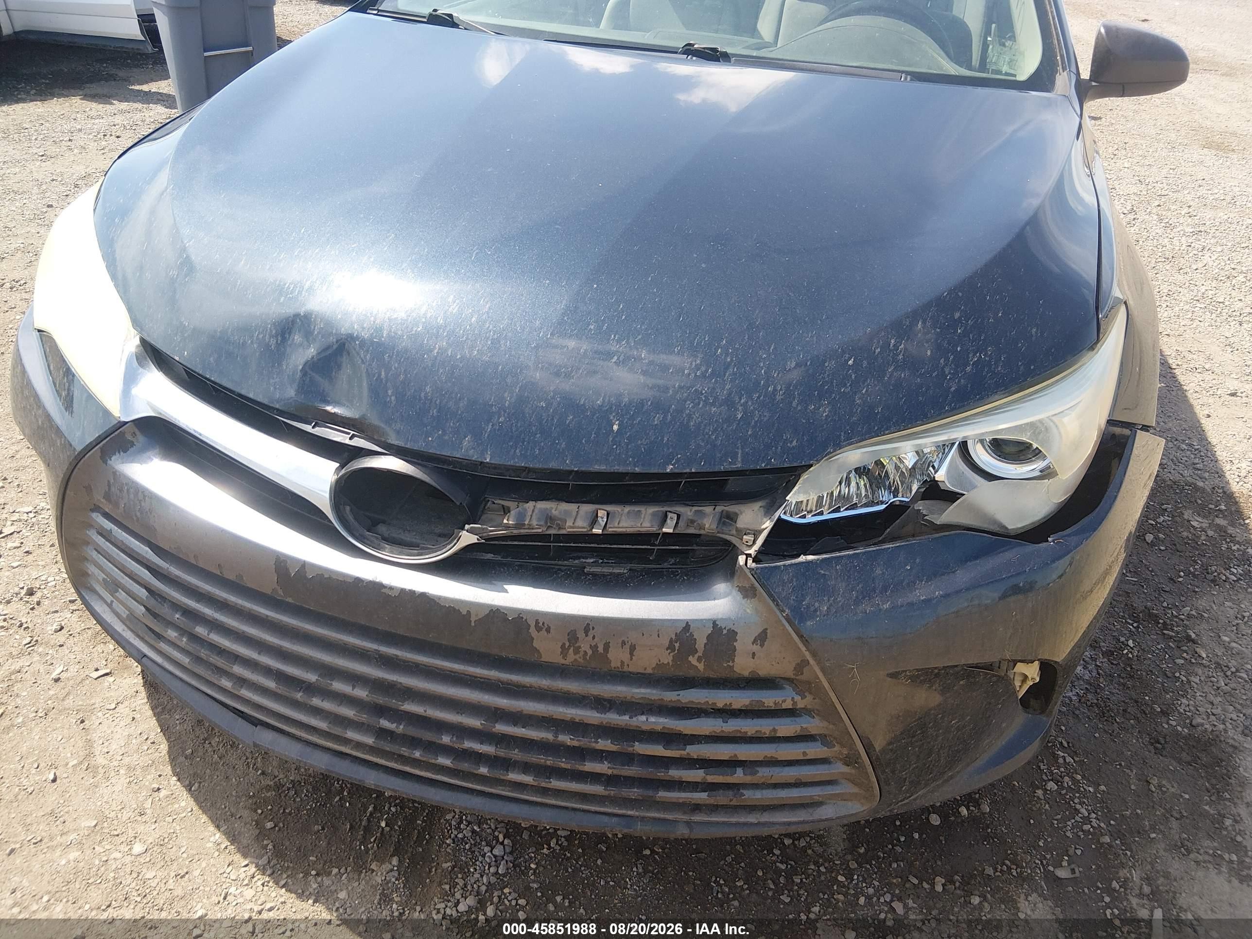 2015 Toyota Camry Le Blue vin: 4T4BF1FK8FR461813