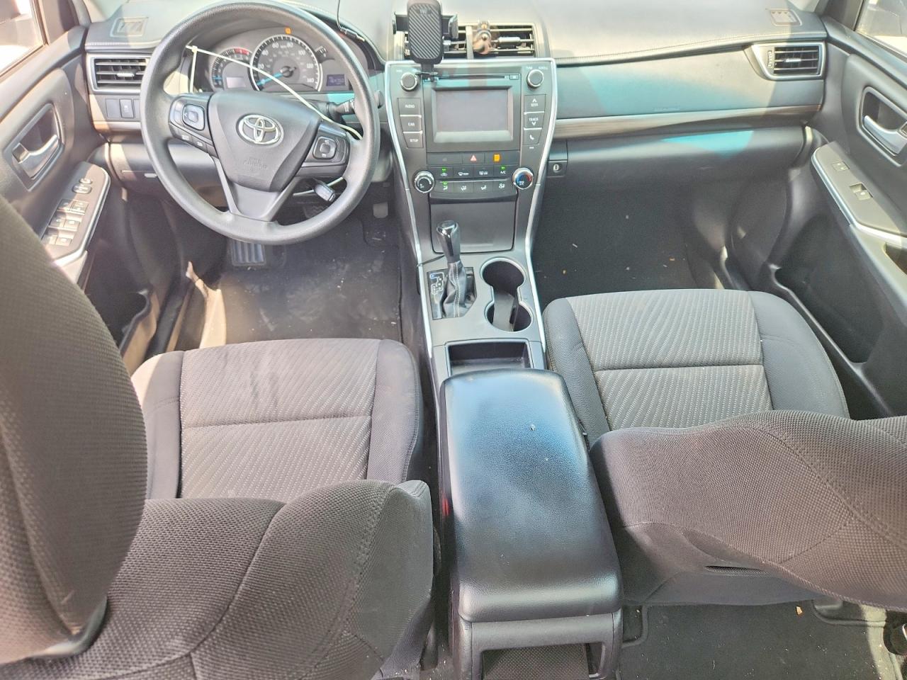 2015 Toyota Camry Le White vin: 4T4BF1FK8FR467613