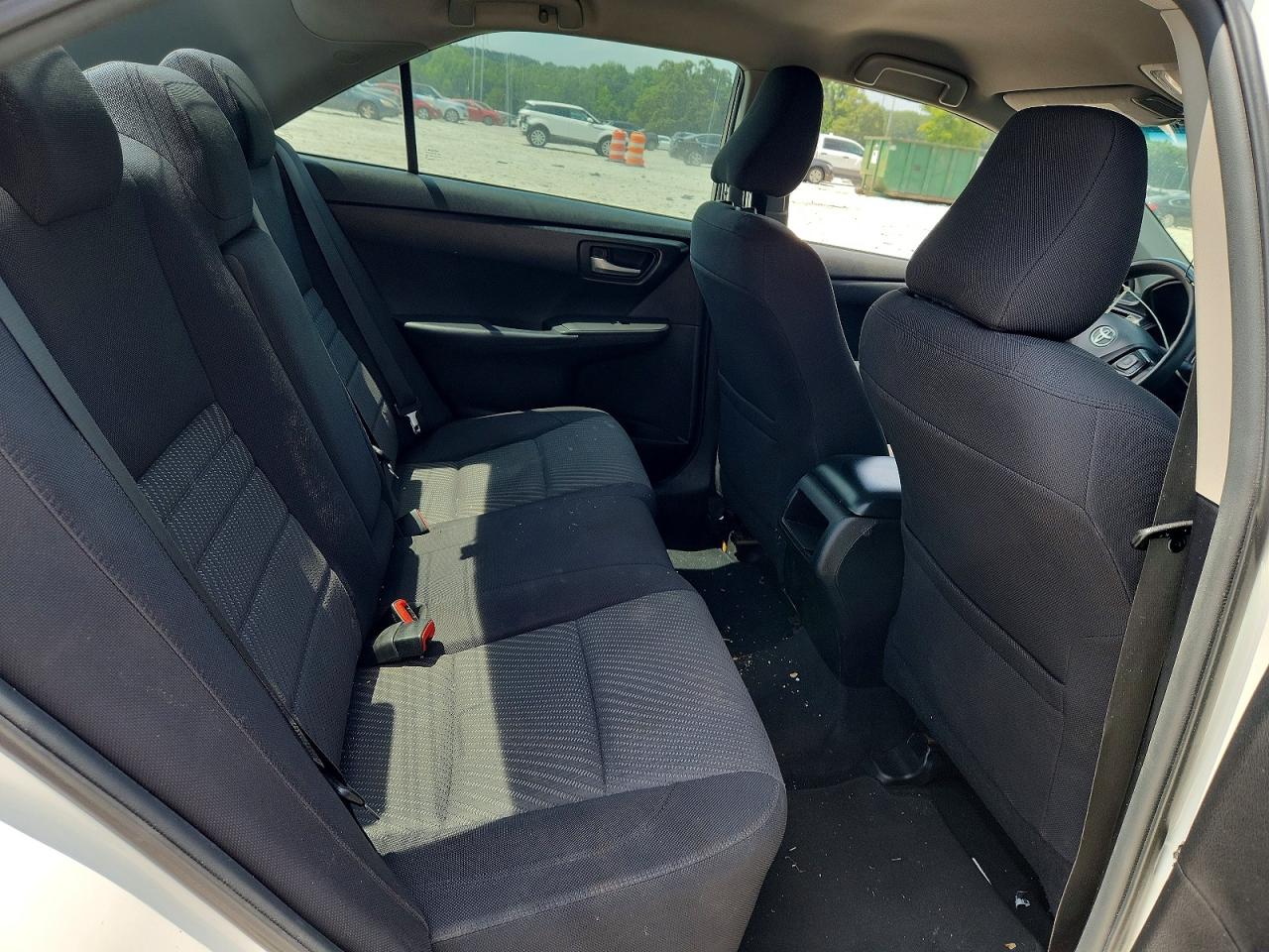 2015 Toyota Camry Le White vin: 4T4BF1FK8FR467613