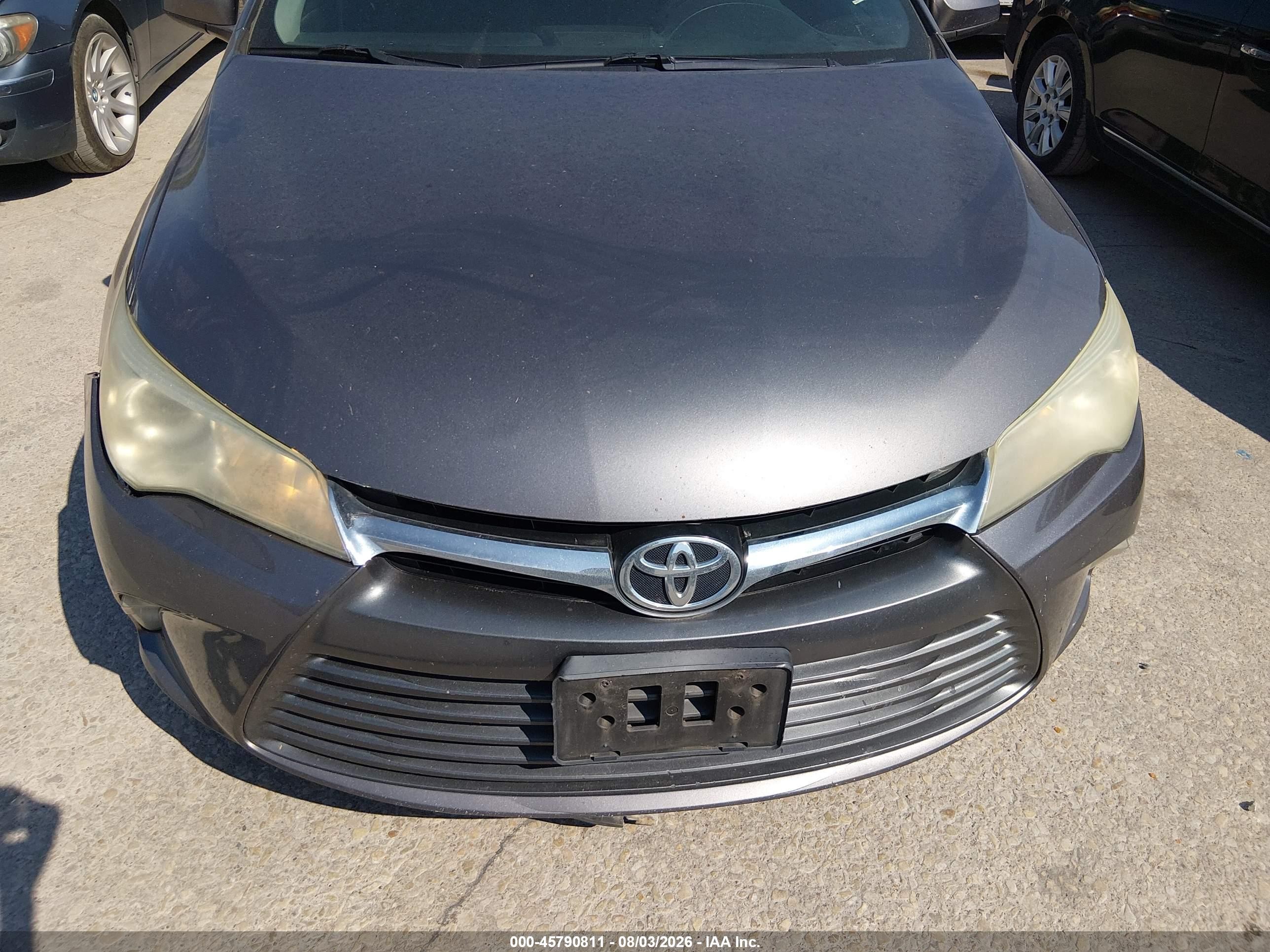2015 Toyota Camry Le Silver vin: 4T4BF1FK8FR477087