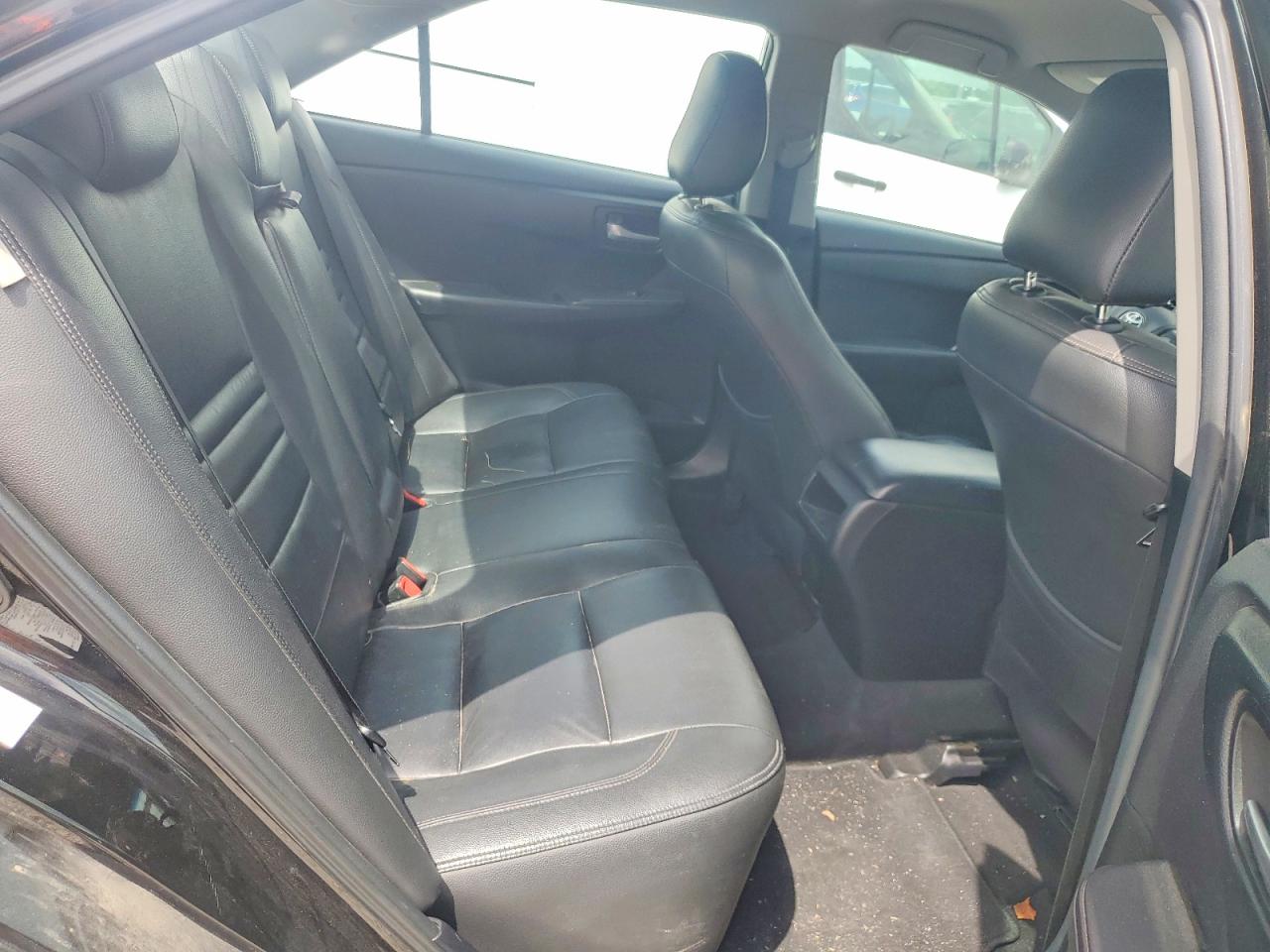 2015 Toyota Camry Le Black vin: 4T4BF1FK8FR485710
