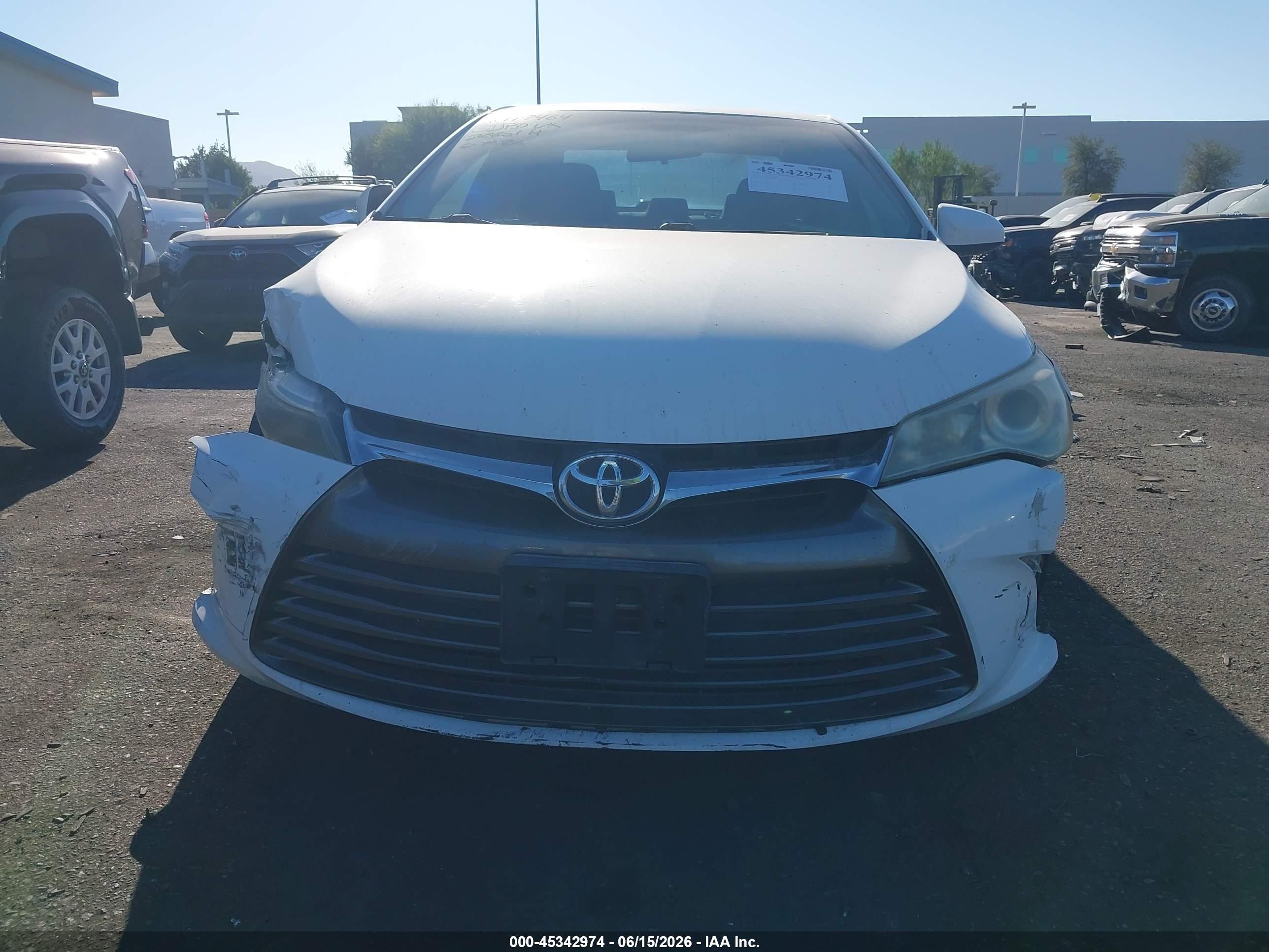 2015 Toyota Camry Le Белый vin: 4T4BF1FK8FR488669