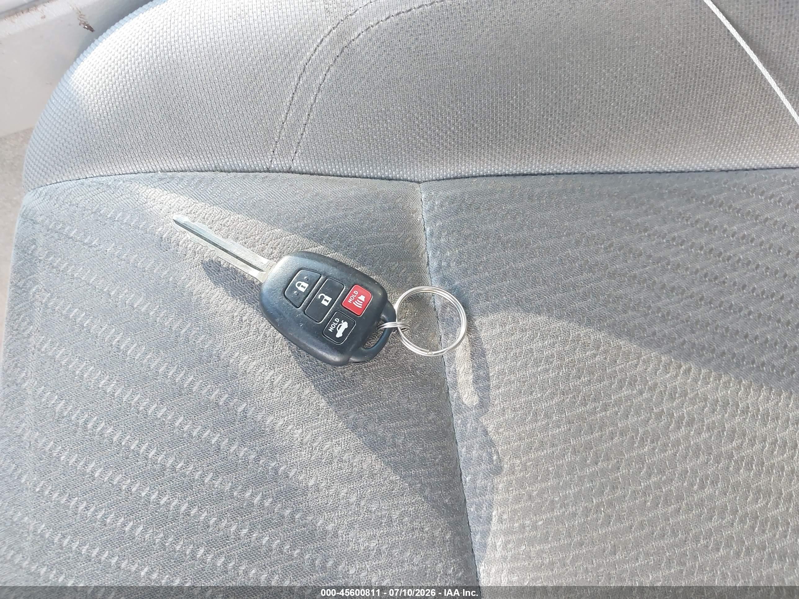 2015 Toyota Camry Le Серый vin: 4T4BF1FK8FR491975