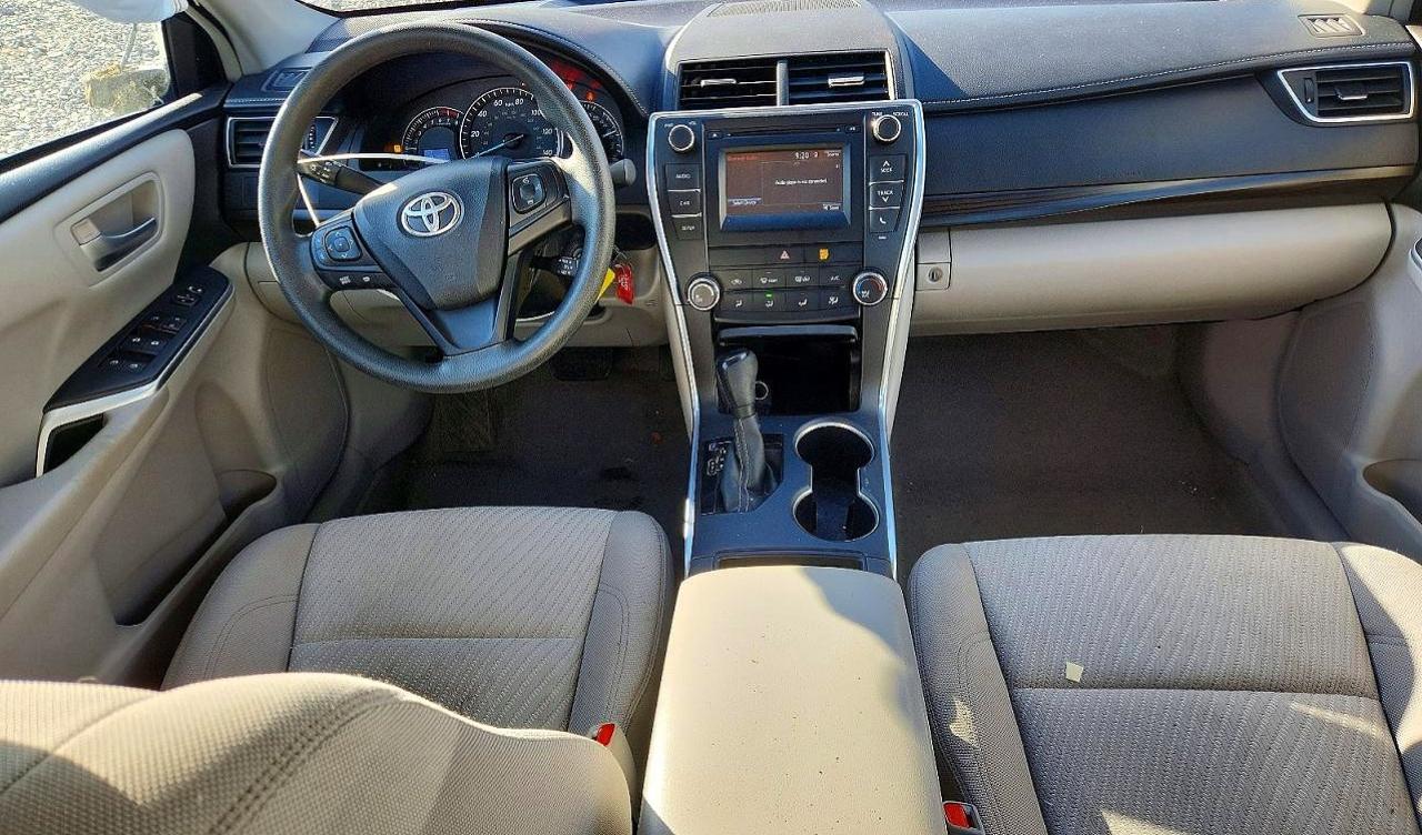 2015 Toyota Camry Le Blue vin: 4T4BF1FK8FR500562