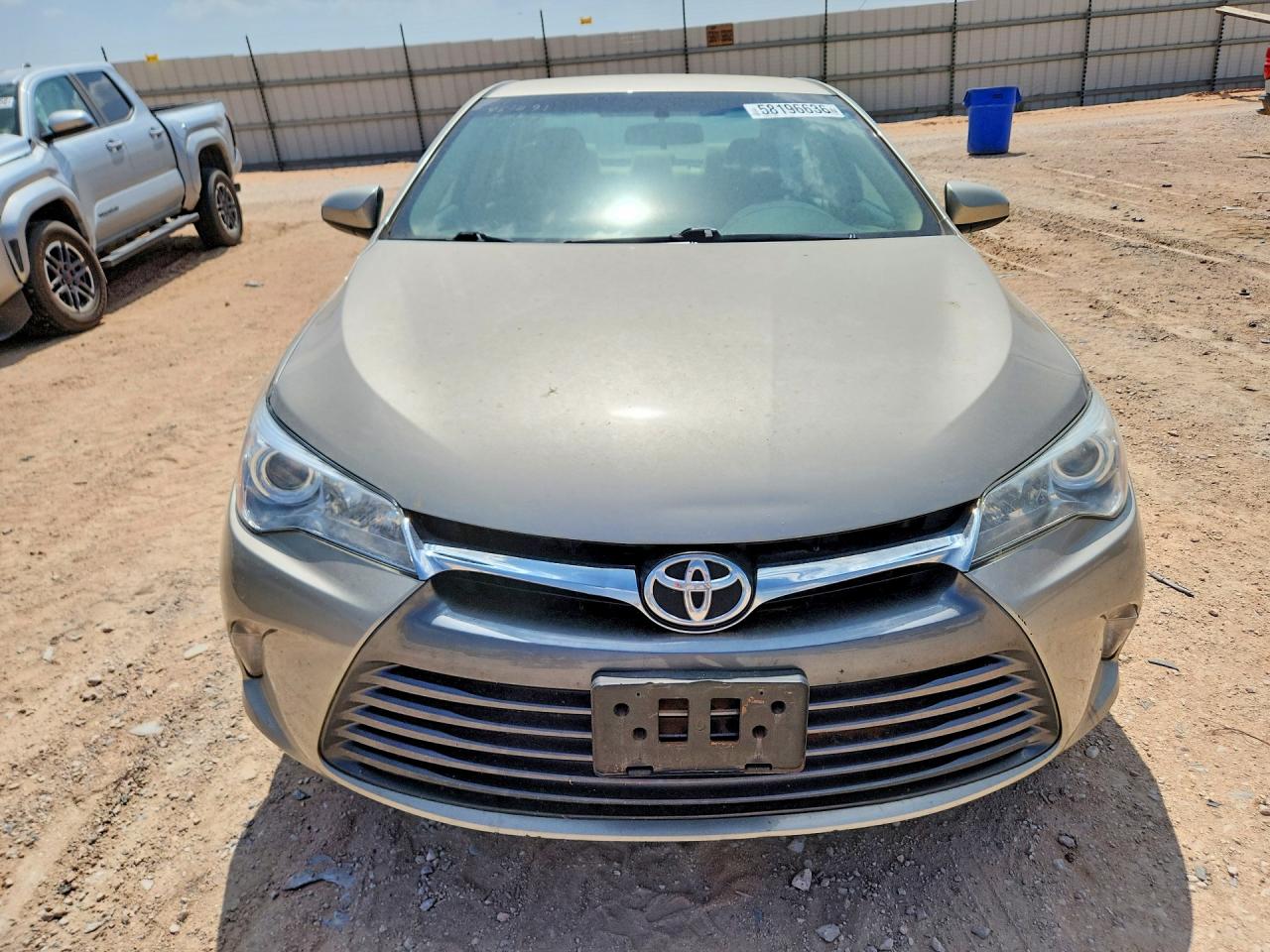 2015 Toyota Camry Le Beige vin: 4T4BF1FK8FR502151