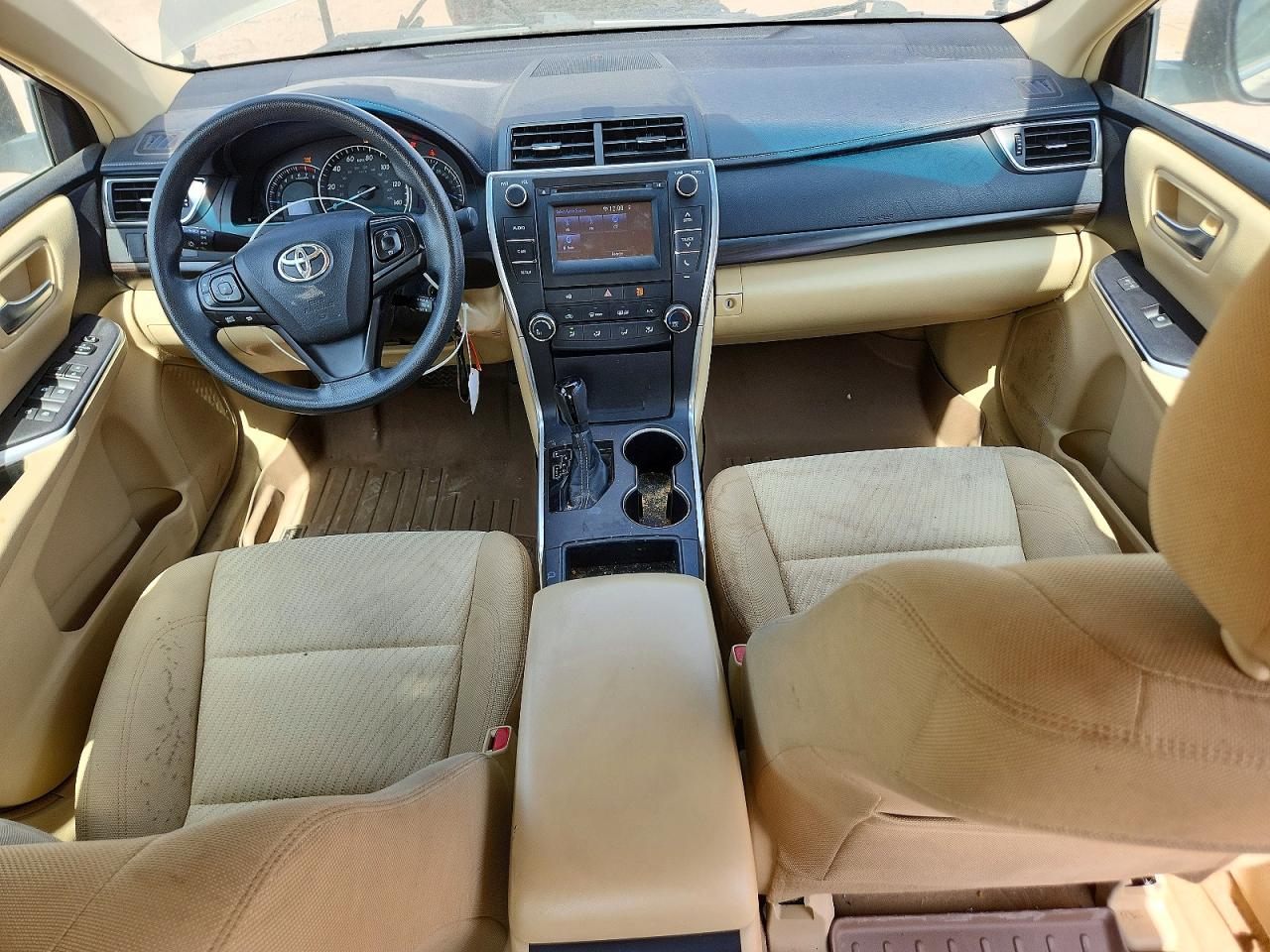 2015 Toyota Camry Le Beige vin: 4T4BF1FK8FR502151