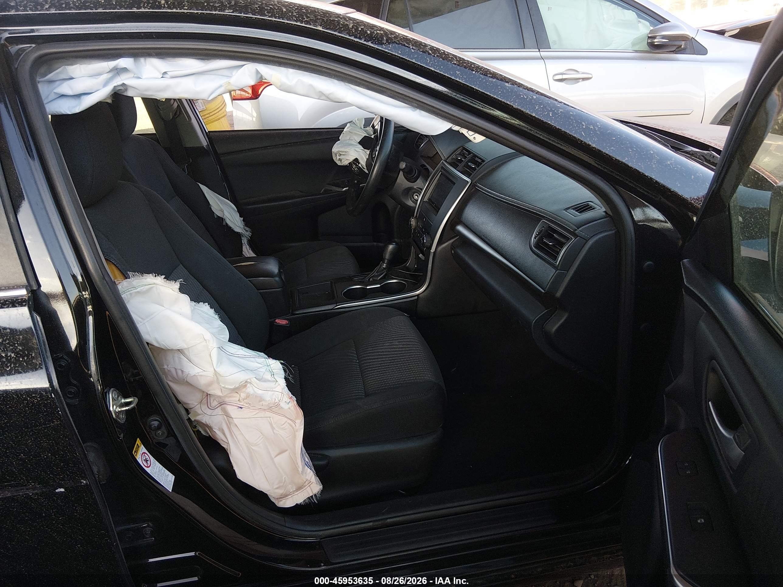 2016 Toyota Camry Le Black vin: 4T4BF1FK8GR572783