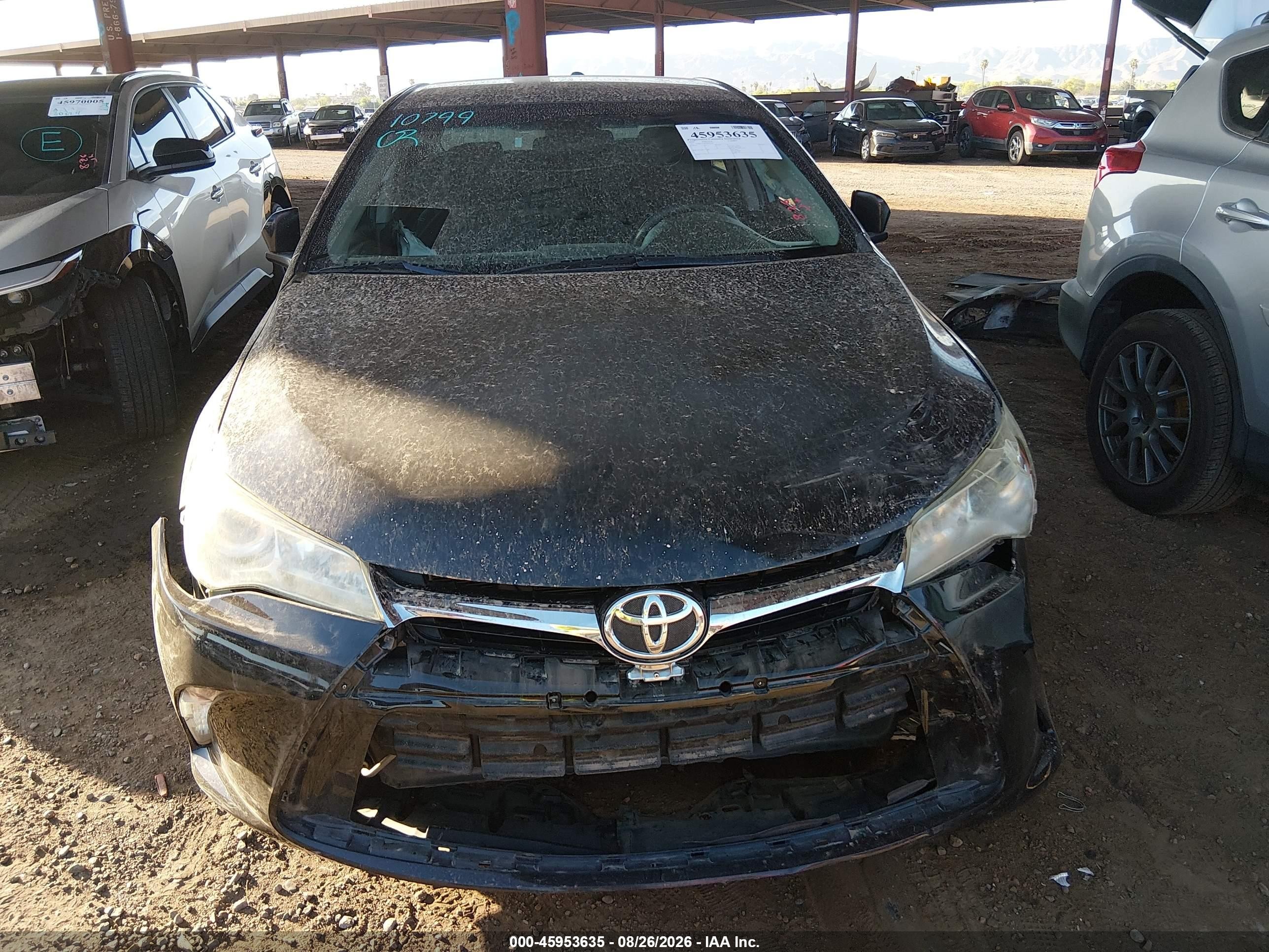 2016 Toyota Camry Le Black vin: 4T4BF1FK8GR572783