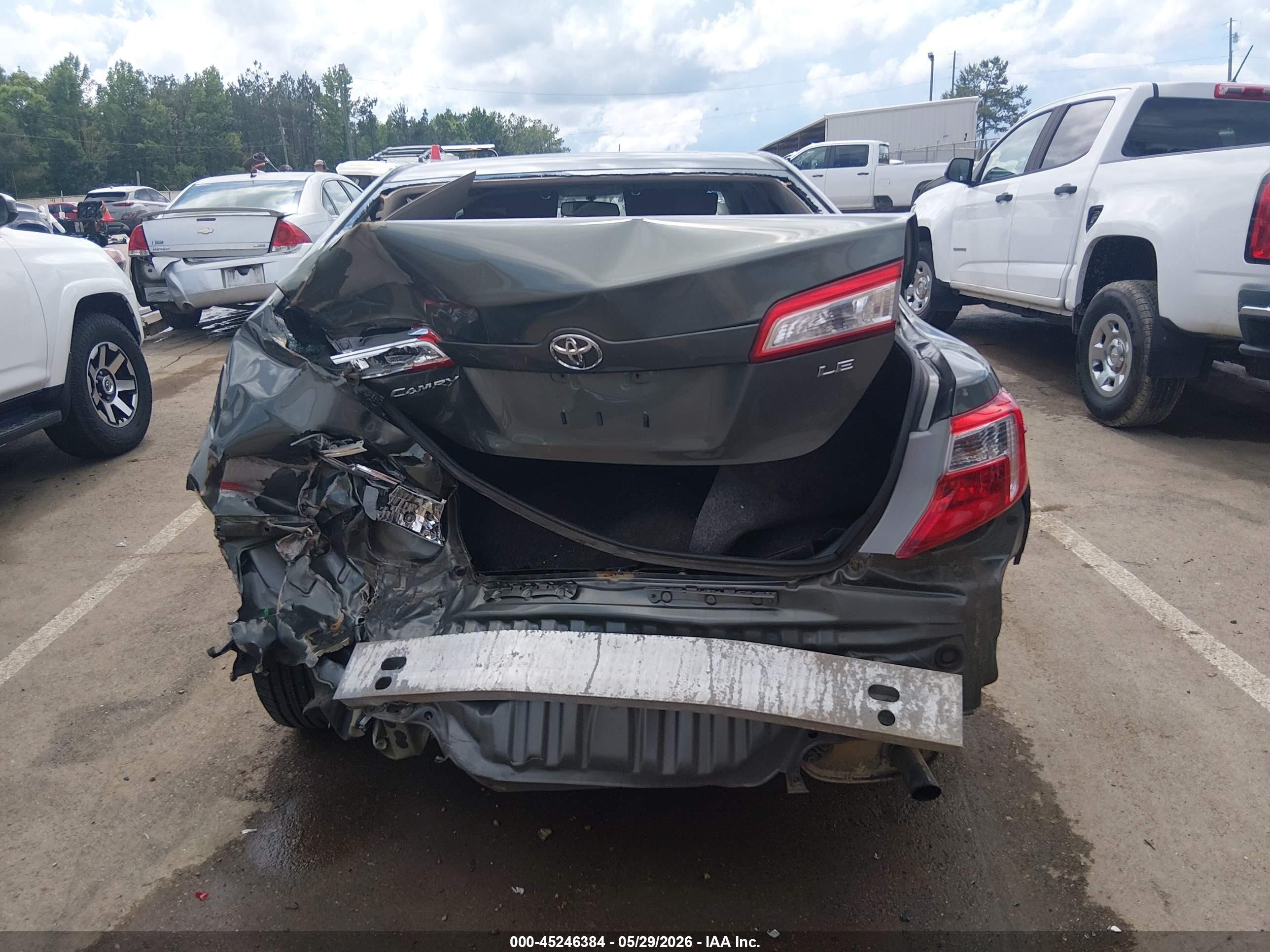 2012 Toyota Camry Le Green vin: 4T4BF1FK9CR165064