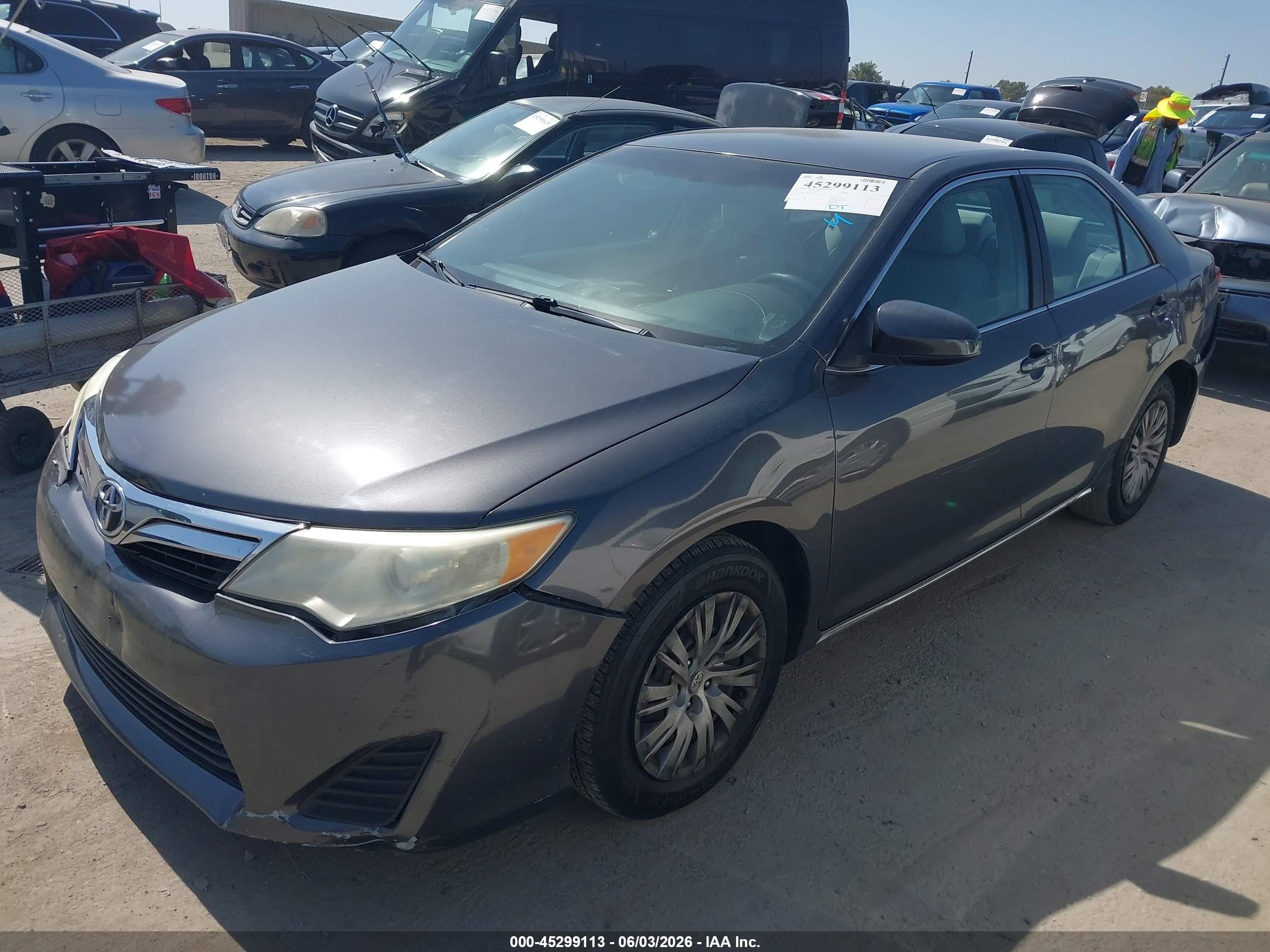 2012 Toyota Camry Le Gray vin: 4T4BF1FK9CR183662